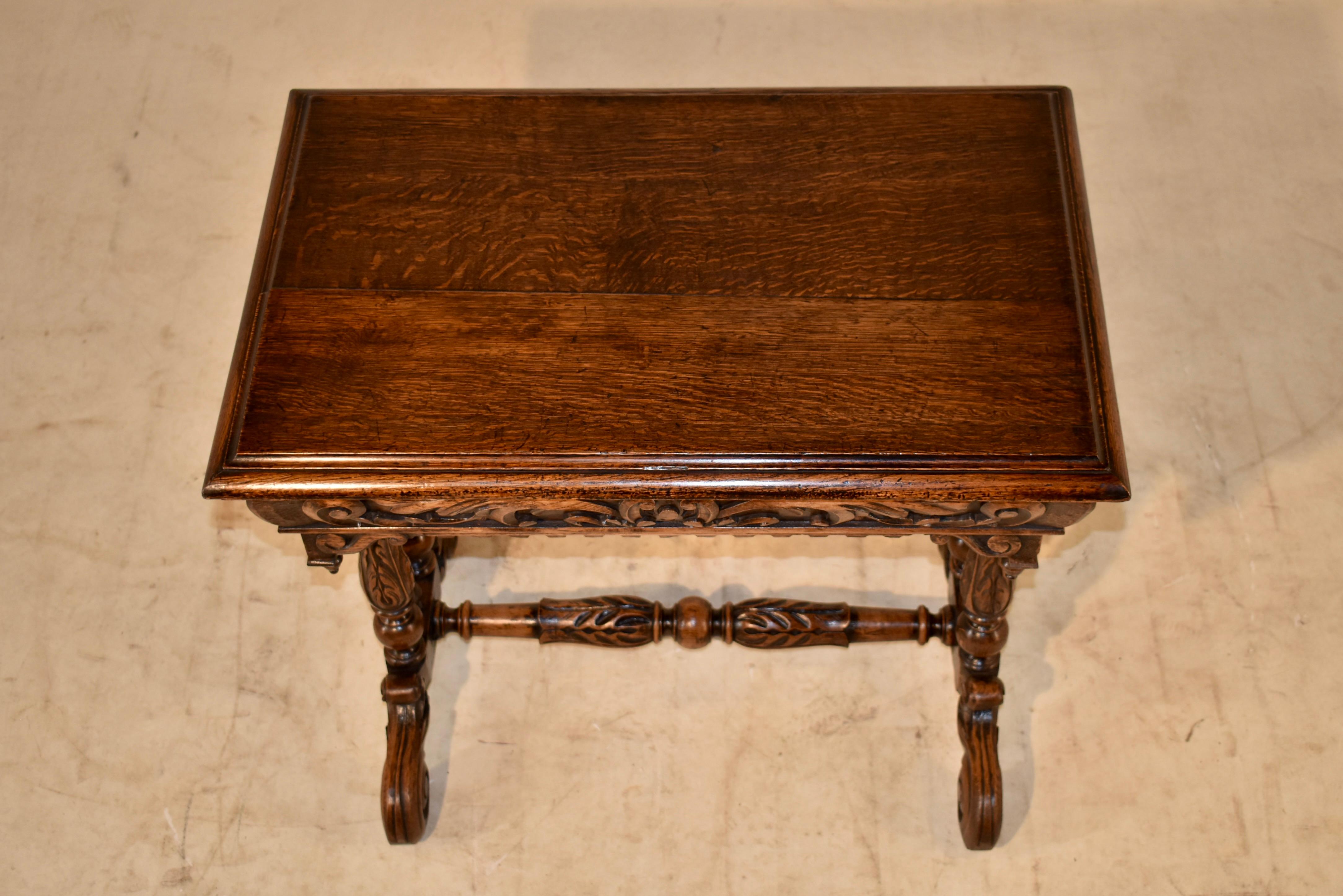 19th Century French Oak Side Table For Sale 4