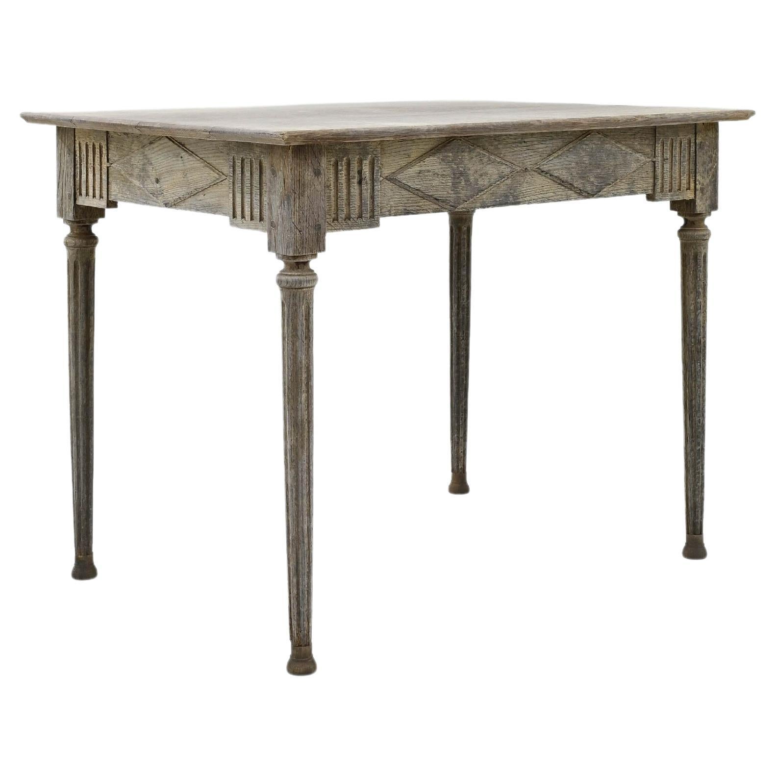 19th Century French Oak Side Table For Sale at 1stDibs