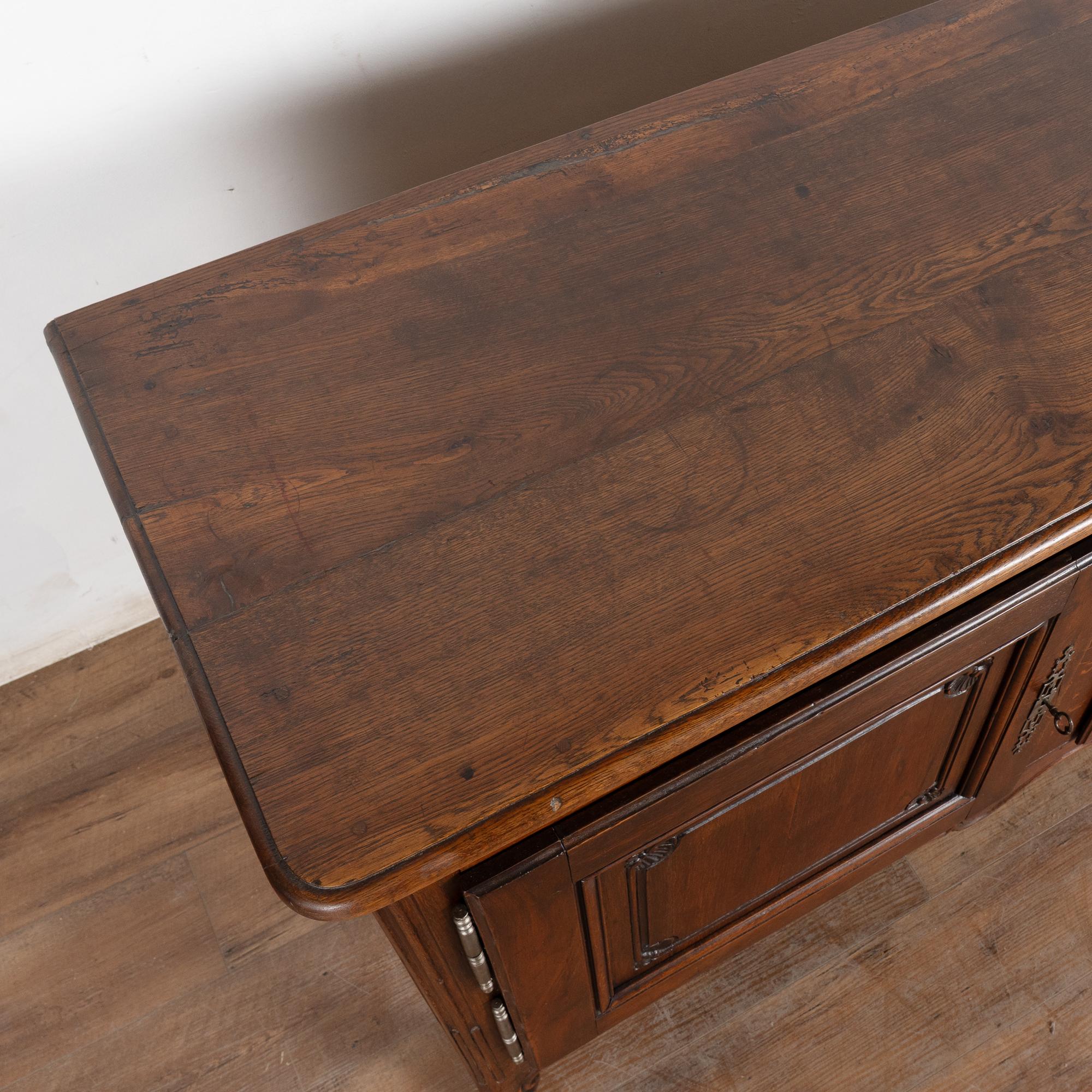 Credenza francese del XIX secolo in Oak Buffet in vendita 4