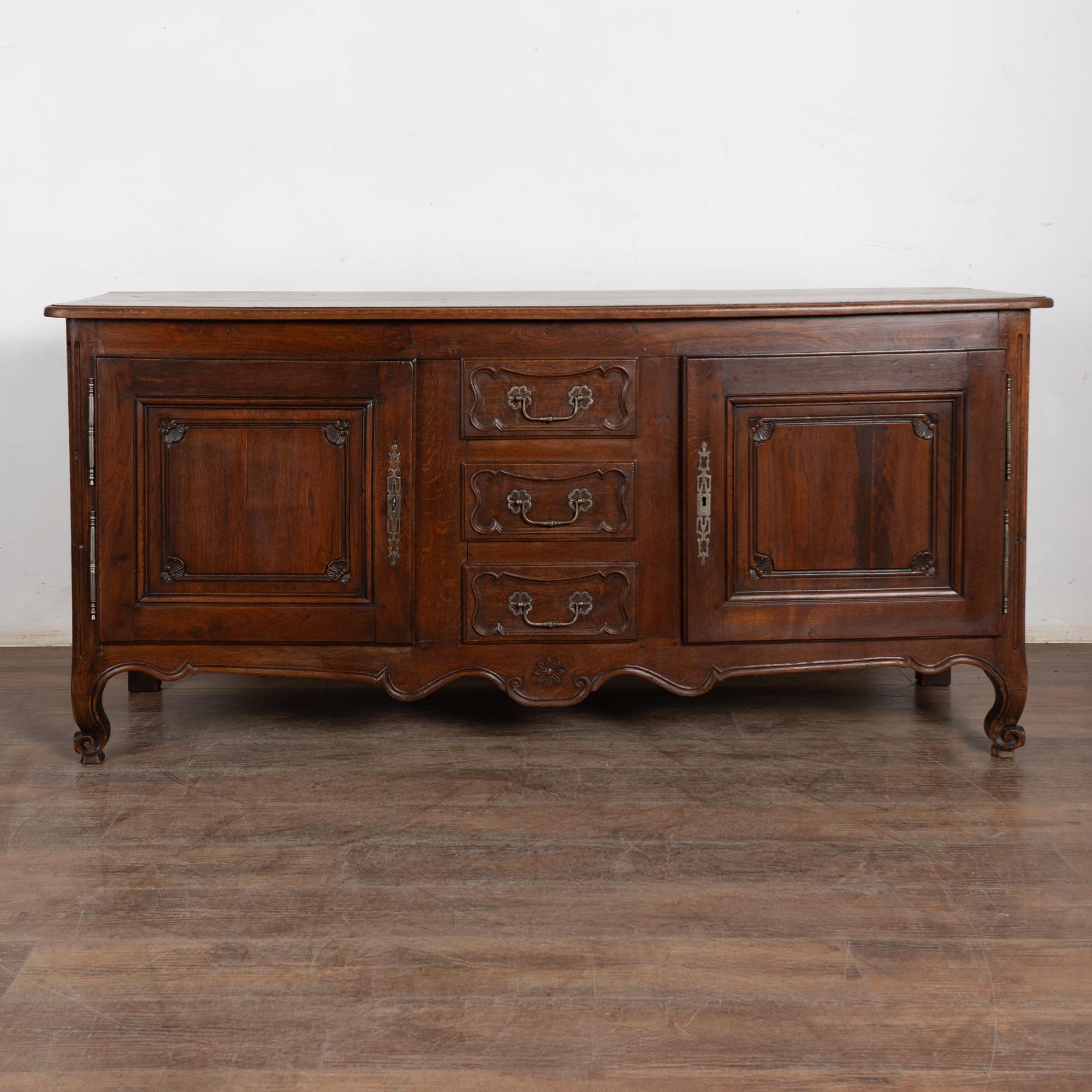 Credenza francese del XIX secolo in Oak Buffet in vendita 1
