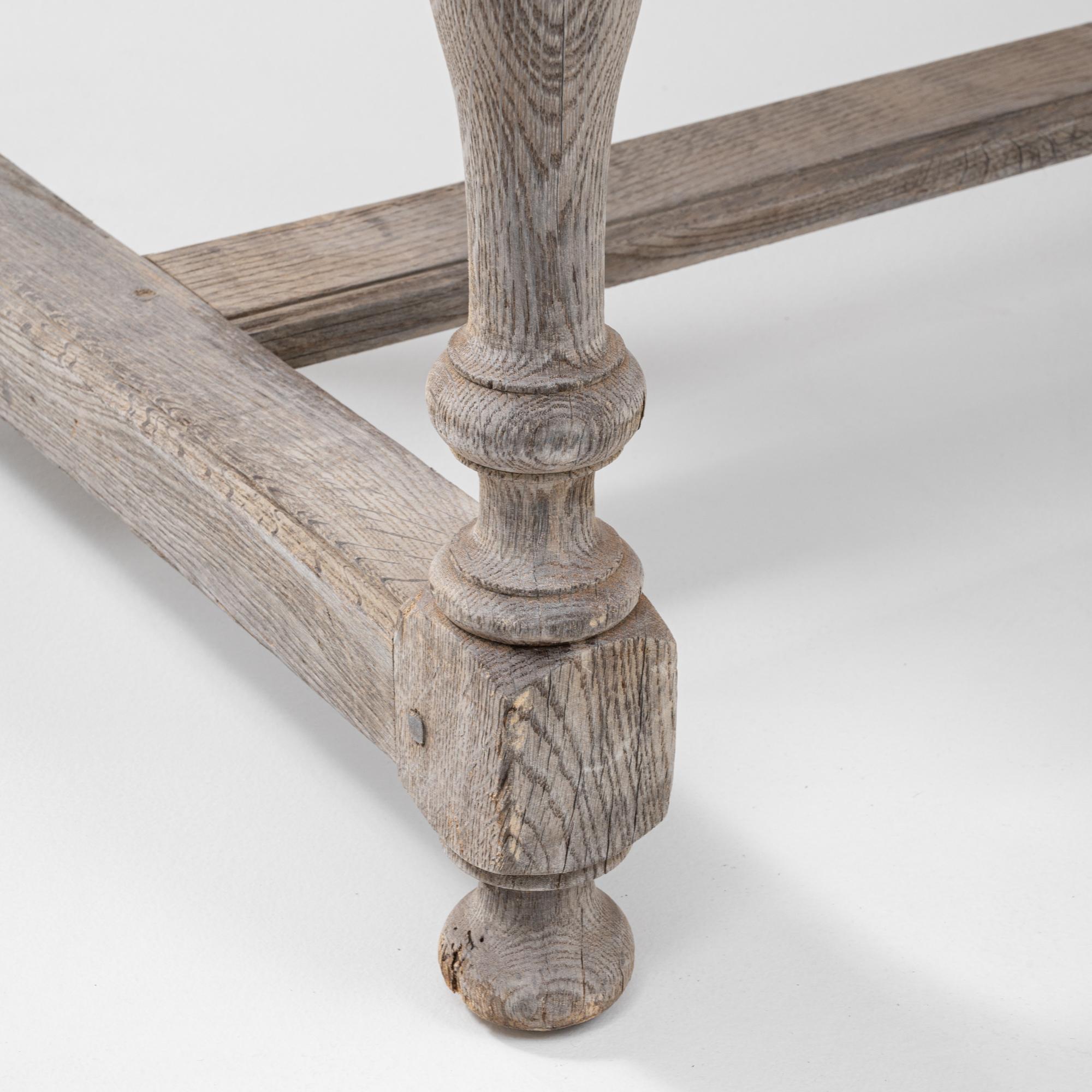 Table en Oak français du 19ème siècle en vente 3