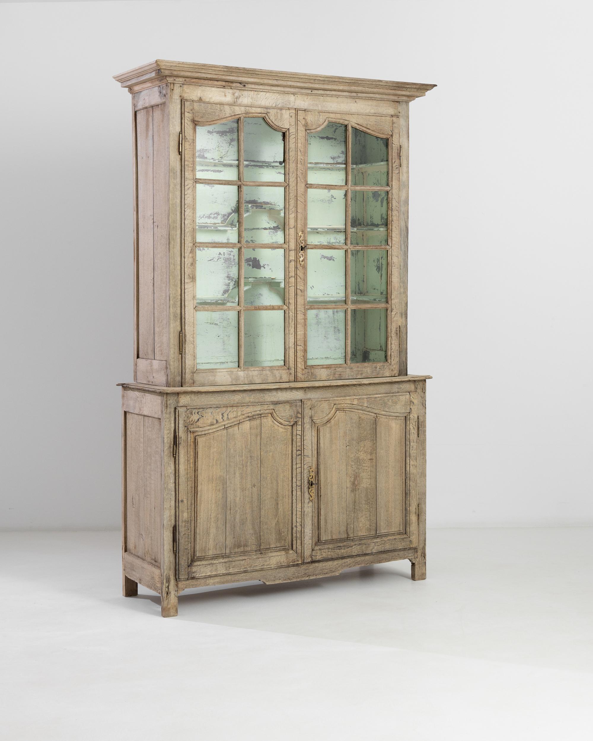 19th Century French Oak Vitrine À Deux Corps  In Good Condition In High Point, NC