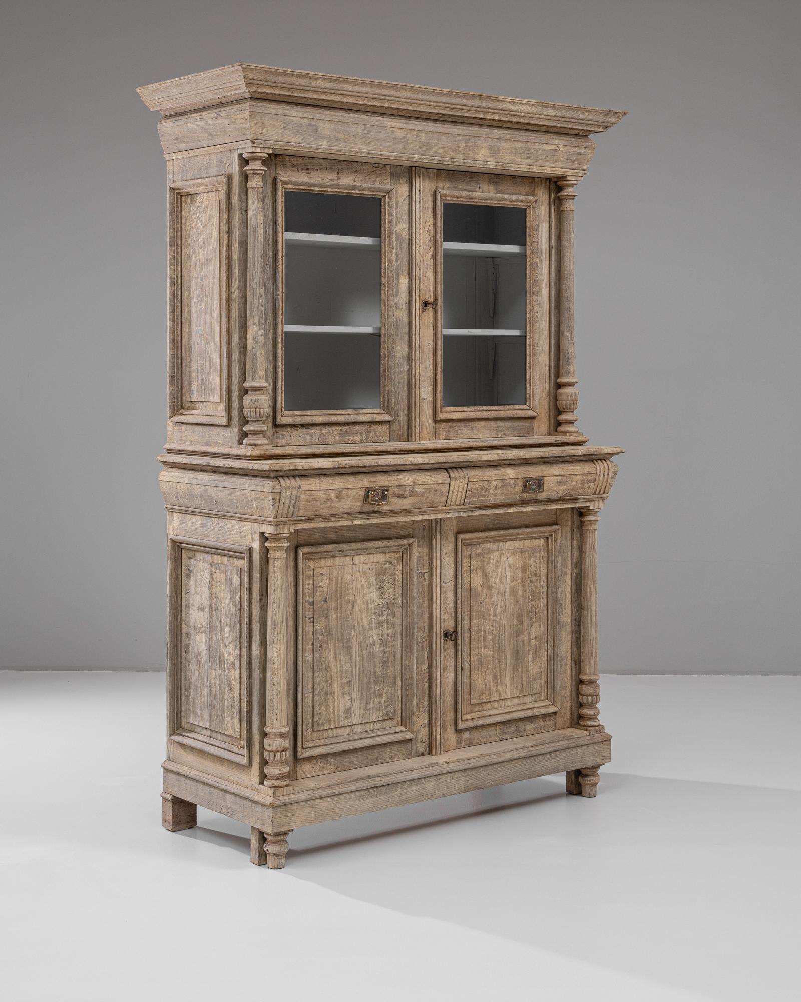 Francese Vetrina francese del XIX secolo in Oak in vendita