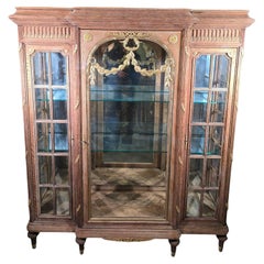 Französische Eichenholzvitrine aus dem 19. Jahrhundert mit vergoldeten Bronzeornamenten