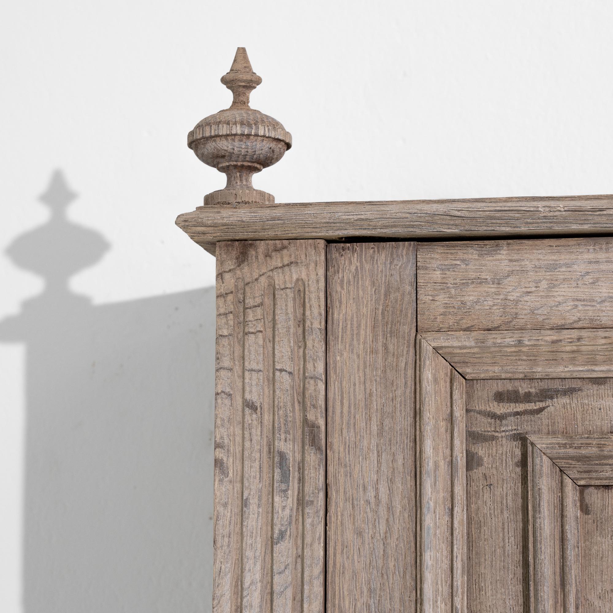 19th Century French Oak Wall Cabinet 4