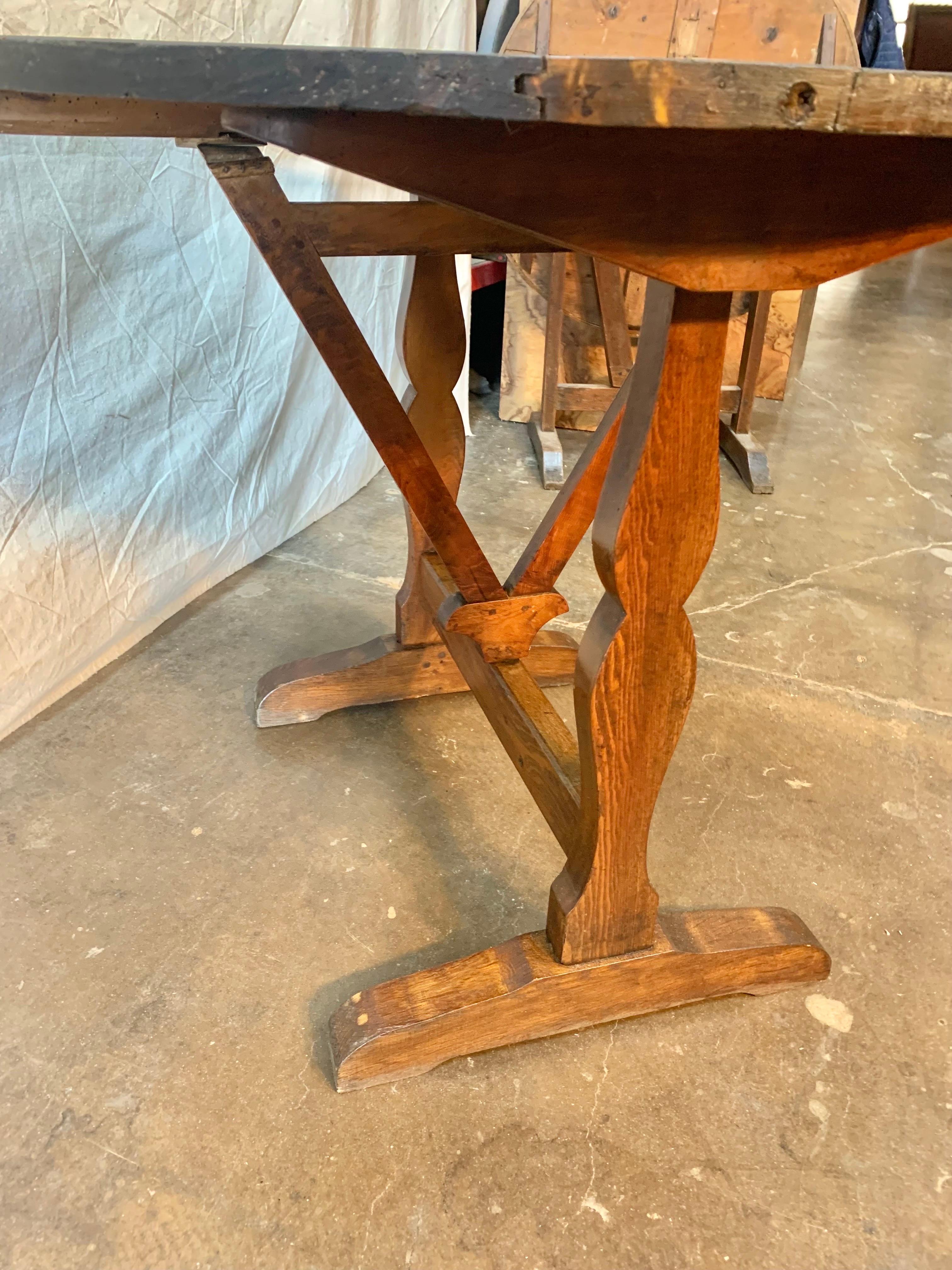 19th Century French Oak Wine Tasting Table For Sale 6