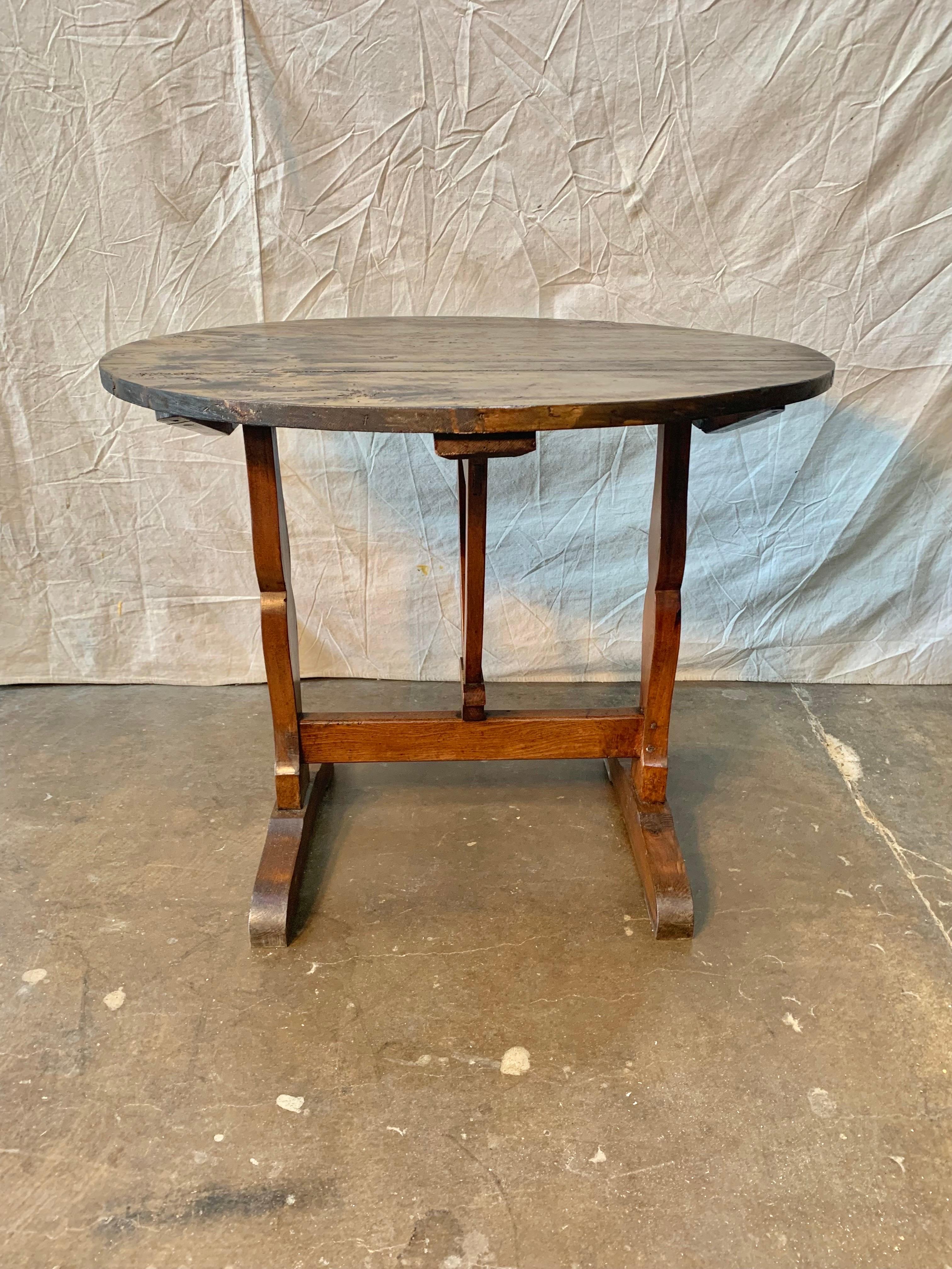 Hand-Crafted 19th Century French Oak Wine Tasting Table For Sale