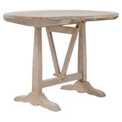 Table de dégustation en chêne français du XIXe siècle