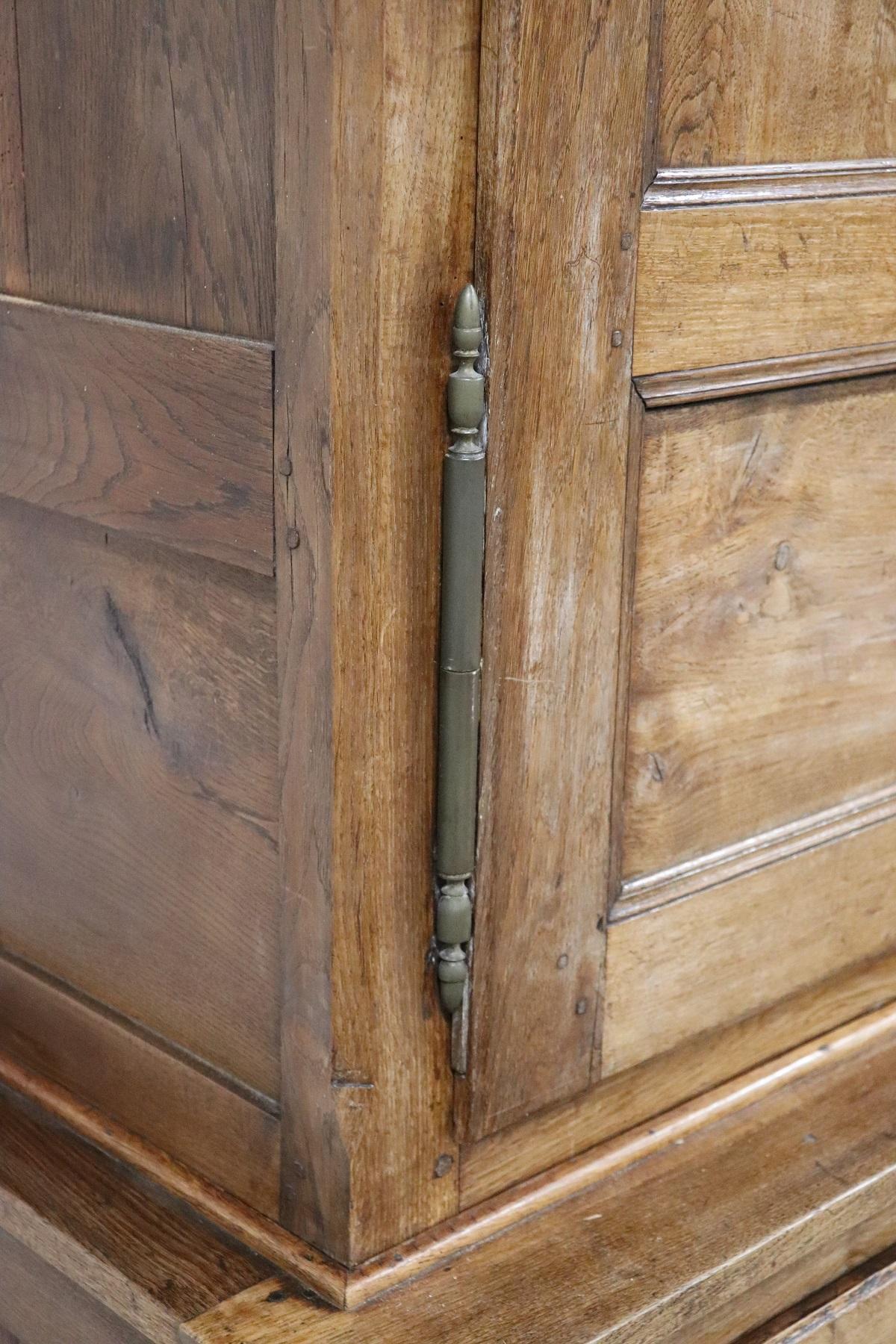 19th Century French Oak Wood Sideboard or Buffet, 1850s im Zustand „Gut“ in Casale Monferrato, IT