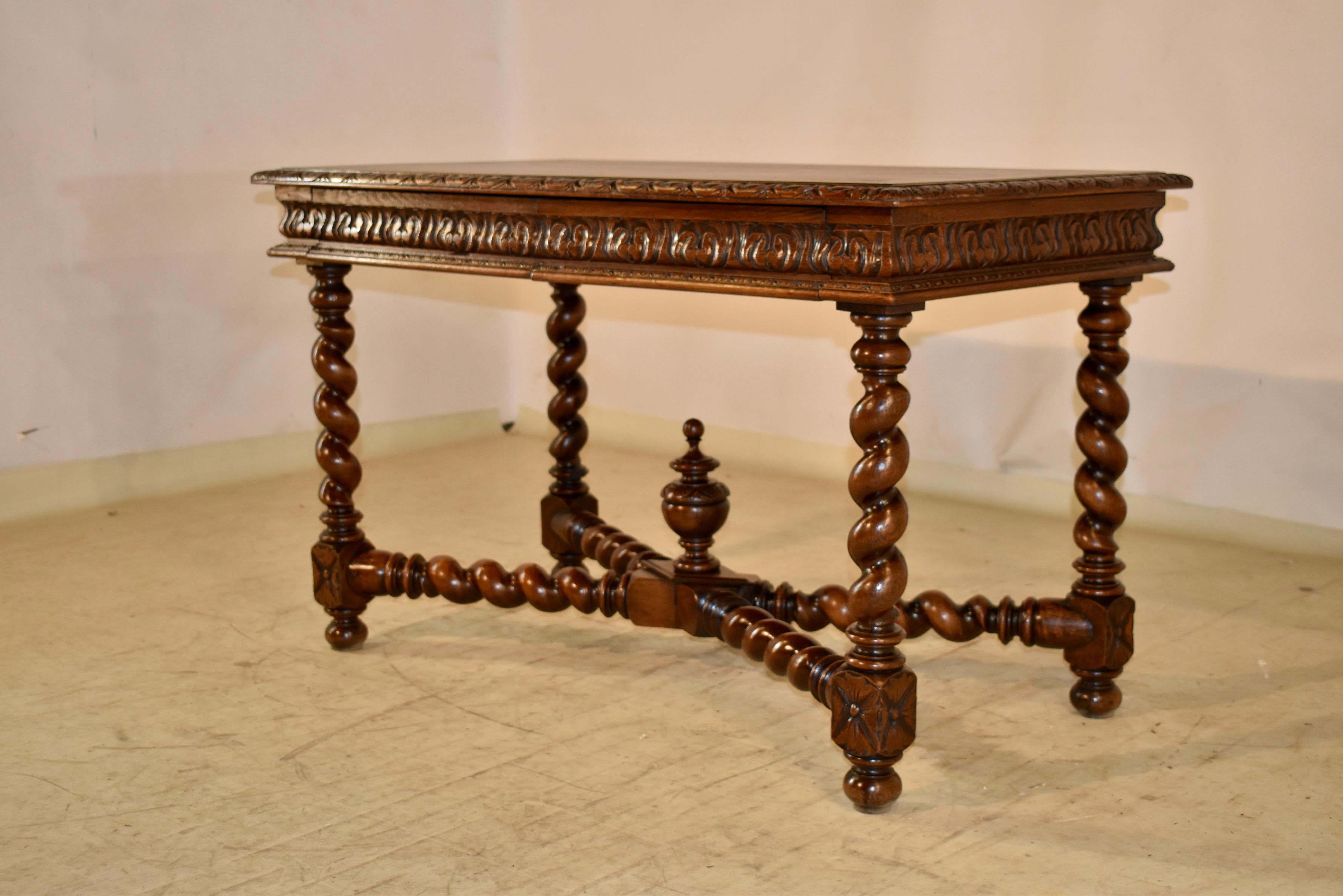 19th Century French Oak Writing Desk In Good Condition For Sale In High Point, NC