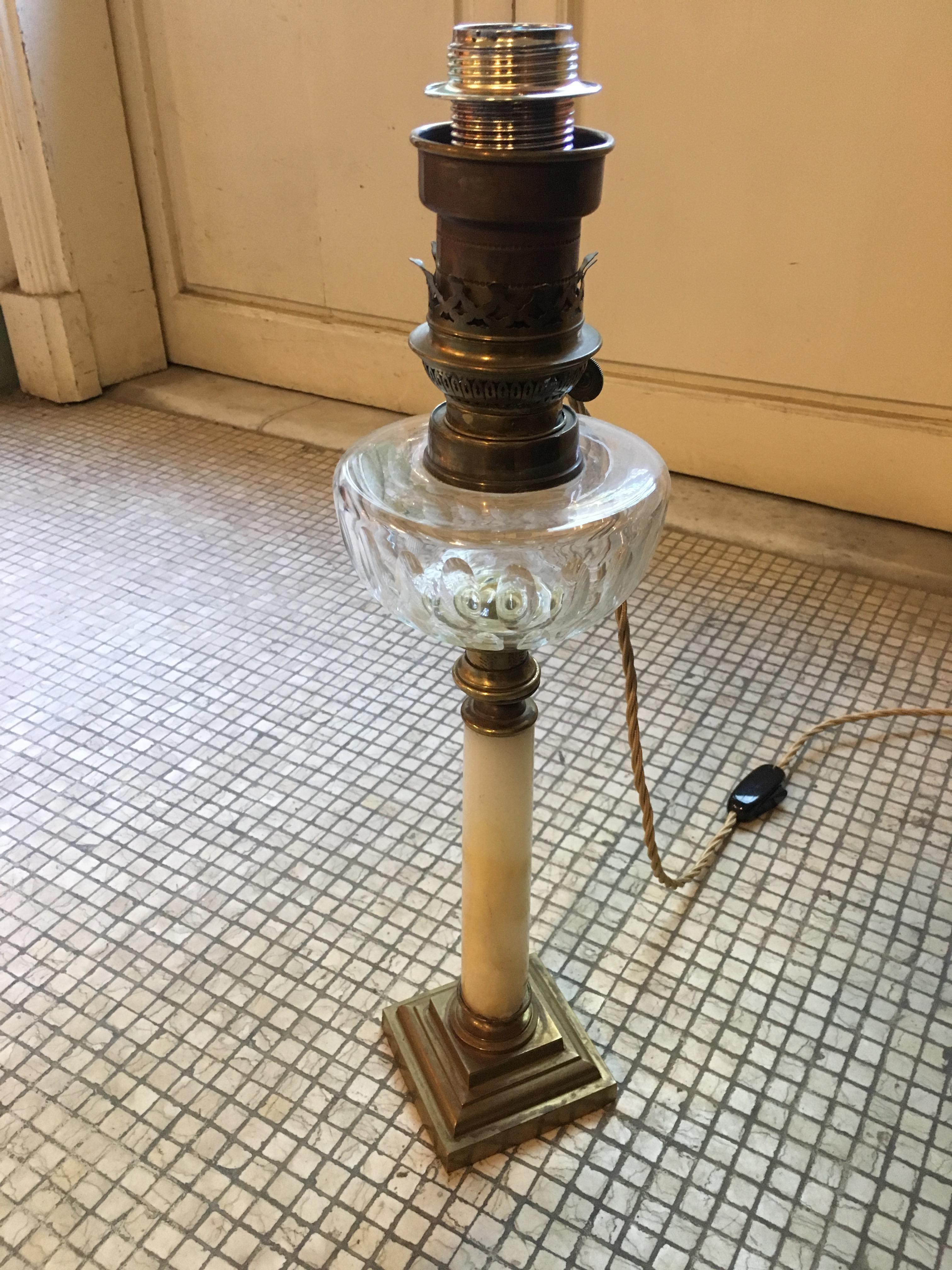 Victorian 19th Century French Oil Lamp with Glass and Marble Converted into Electric Lamp For Sale