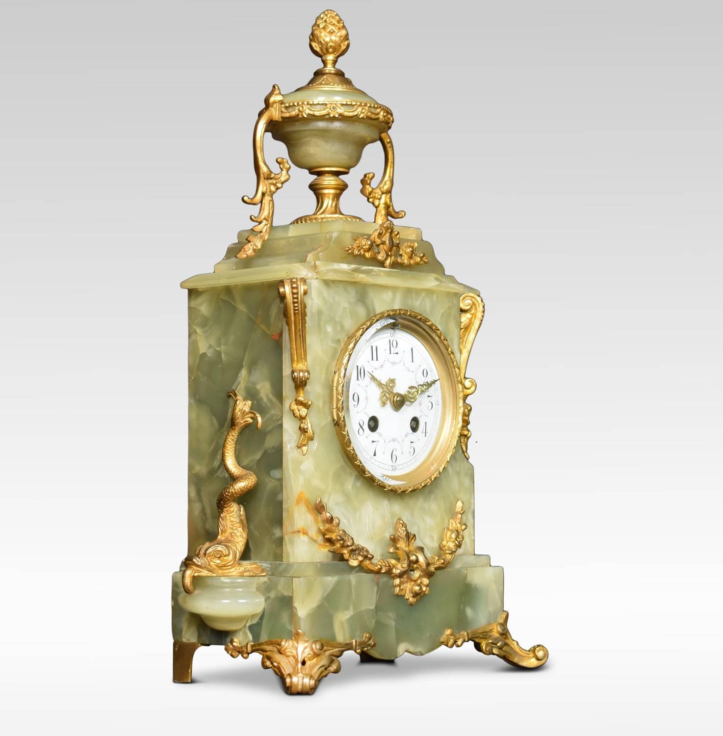 19th Century French Onyx and Gilt Metal Clock Set In Good Condition In Cheshire, GB