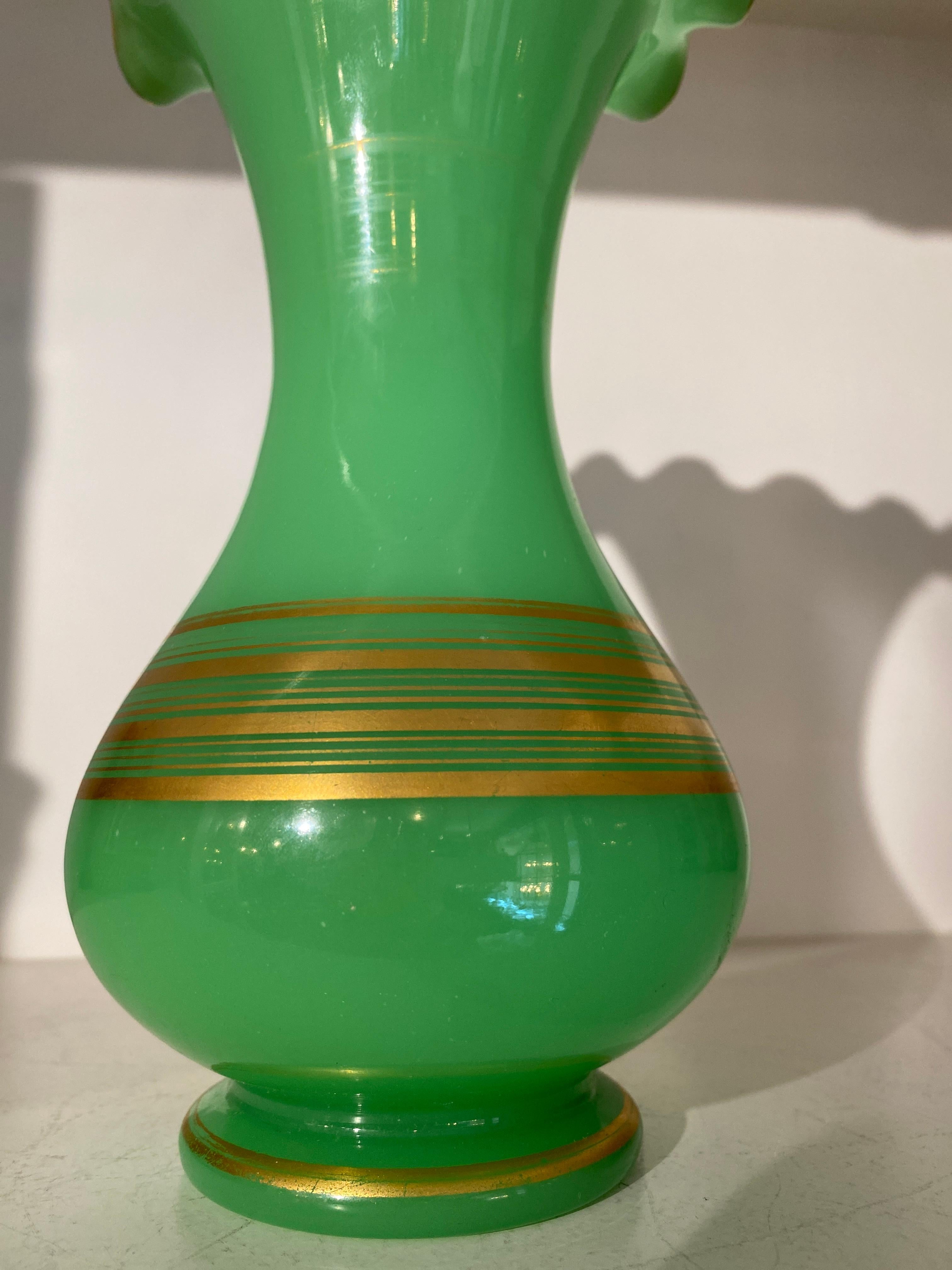 19th Century French Opaline Uranium Glass Vase In Excellent Condition For Sale In Mt Kisco, NY