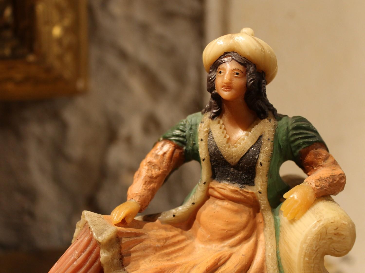 19th Century French Orientalist Polychrome Wax Sculptures on Giltwood Base In Good Condition For Sale In Firenze, IT