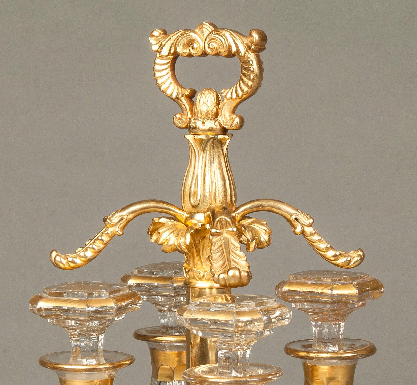 Napoléon III Ensemble de boissons françaises du 19ème siècle en bronze doré et cristal en vente