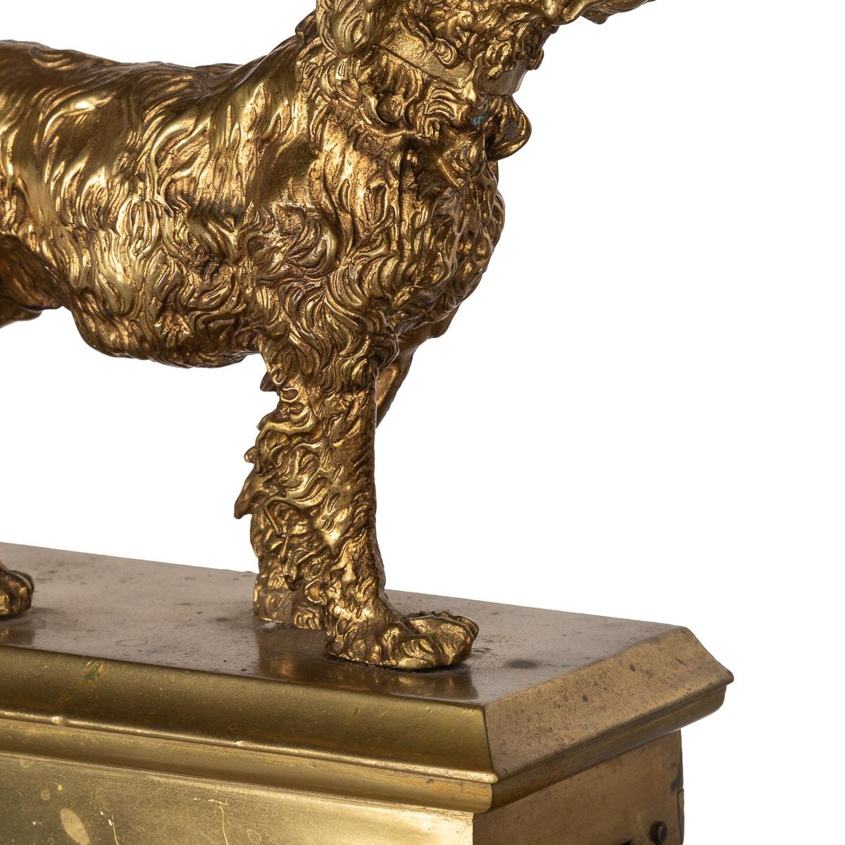 Bronze 19th Century French Ormolu Fireplace Chenets Decorated with Dogs For Sale