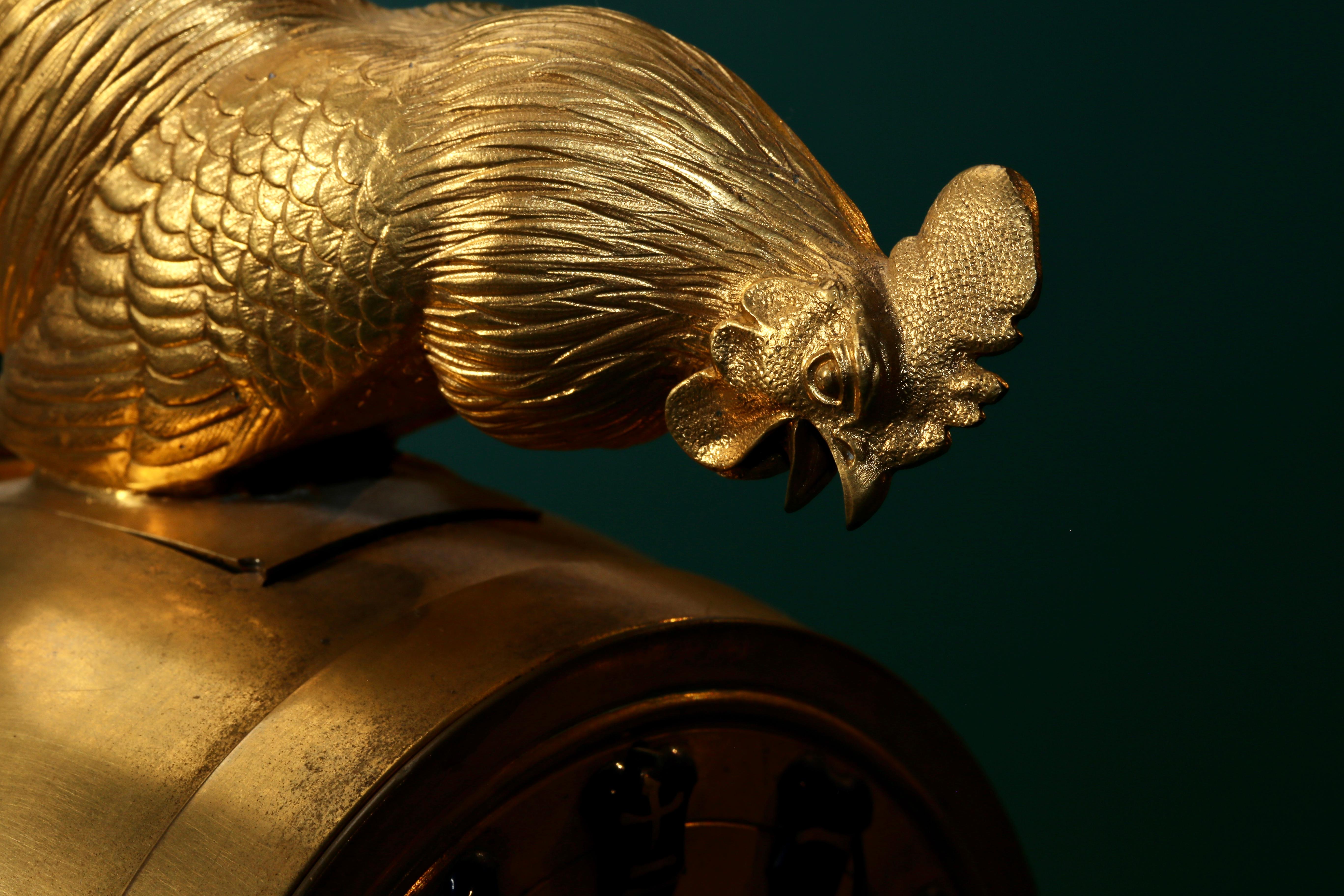 Französische Goldbronze-Kaminuhr des 19. Jahrhunderts, Christie's 2014 Auktion im Angebot 2