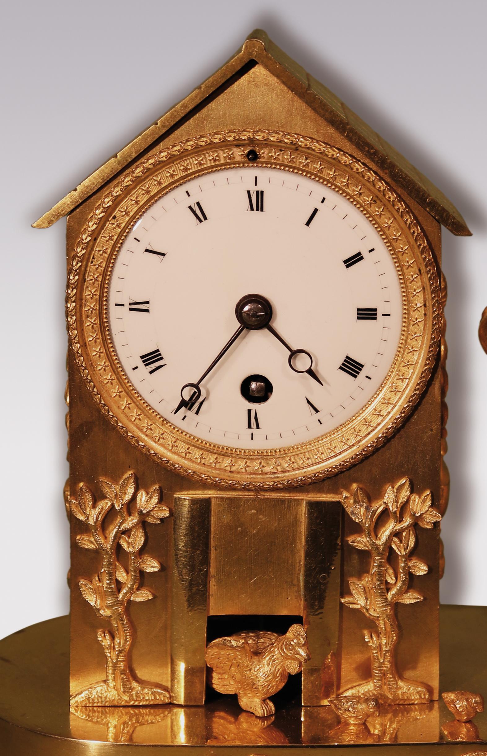 19th Century French Ormolu Mantel Hen House Clock In Good Condition For Sale In London, GB