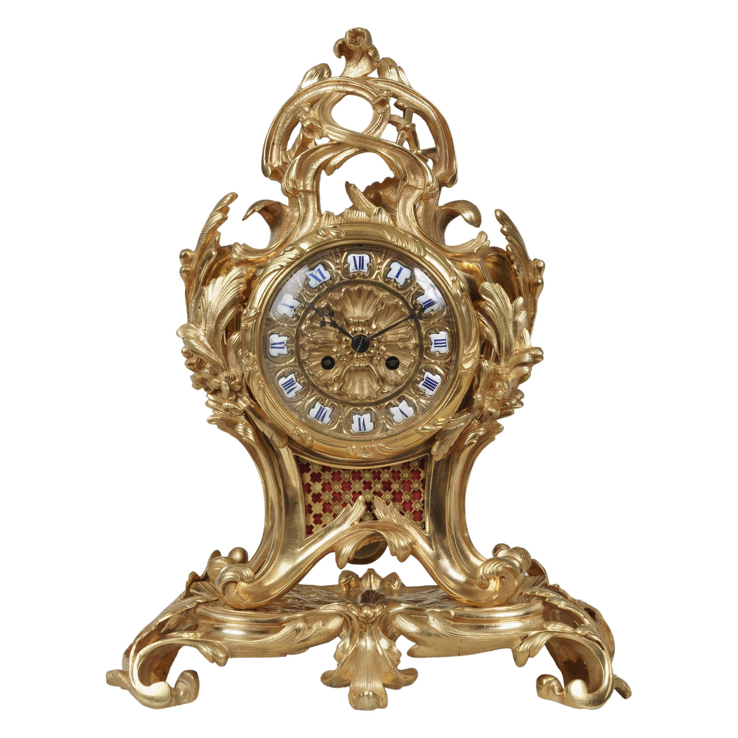 Französische Goldbronze-Kaminuhr aus dem 19. Jahrhundert im Louis XV.-Stil