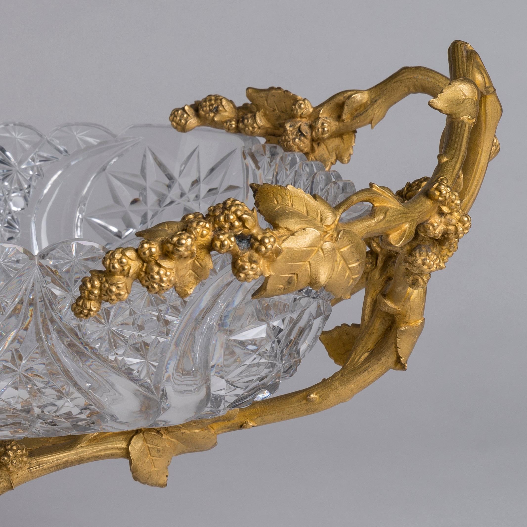 19th Century French Ormolu-Mounted Crystal Centrepiece attributed to Baccarat For Sale 1