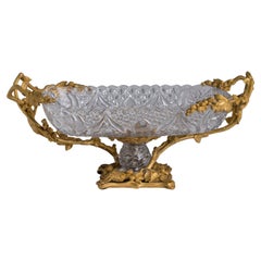 Centre de table français du 19ème siècle en cristal monté en bronze doré attribué à Baccarat