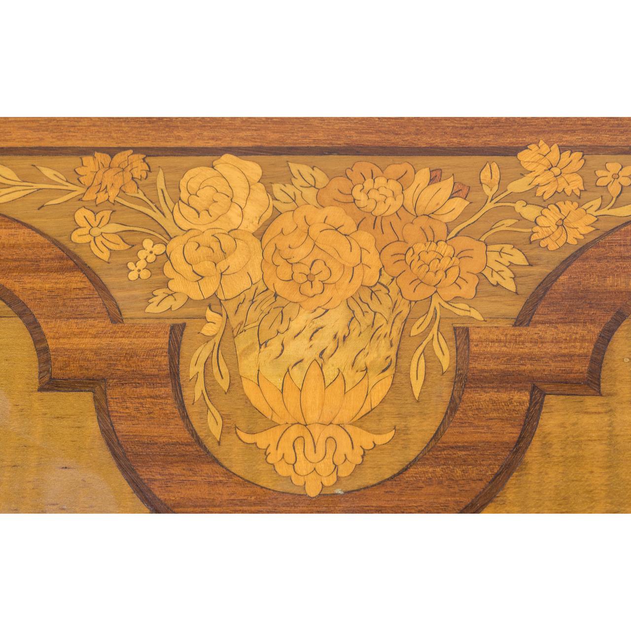 19th Century French Ormolu Mounted Marquetry Center Table by E. Khan & Cie. For Sale 6