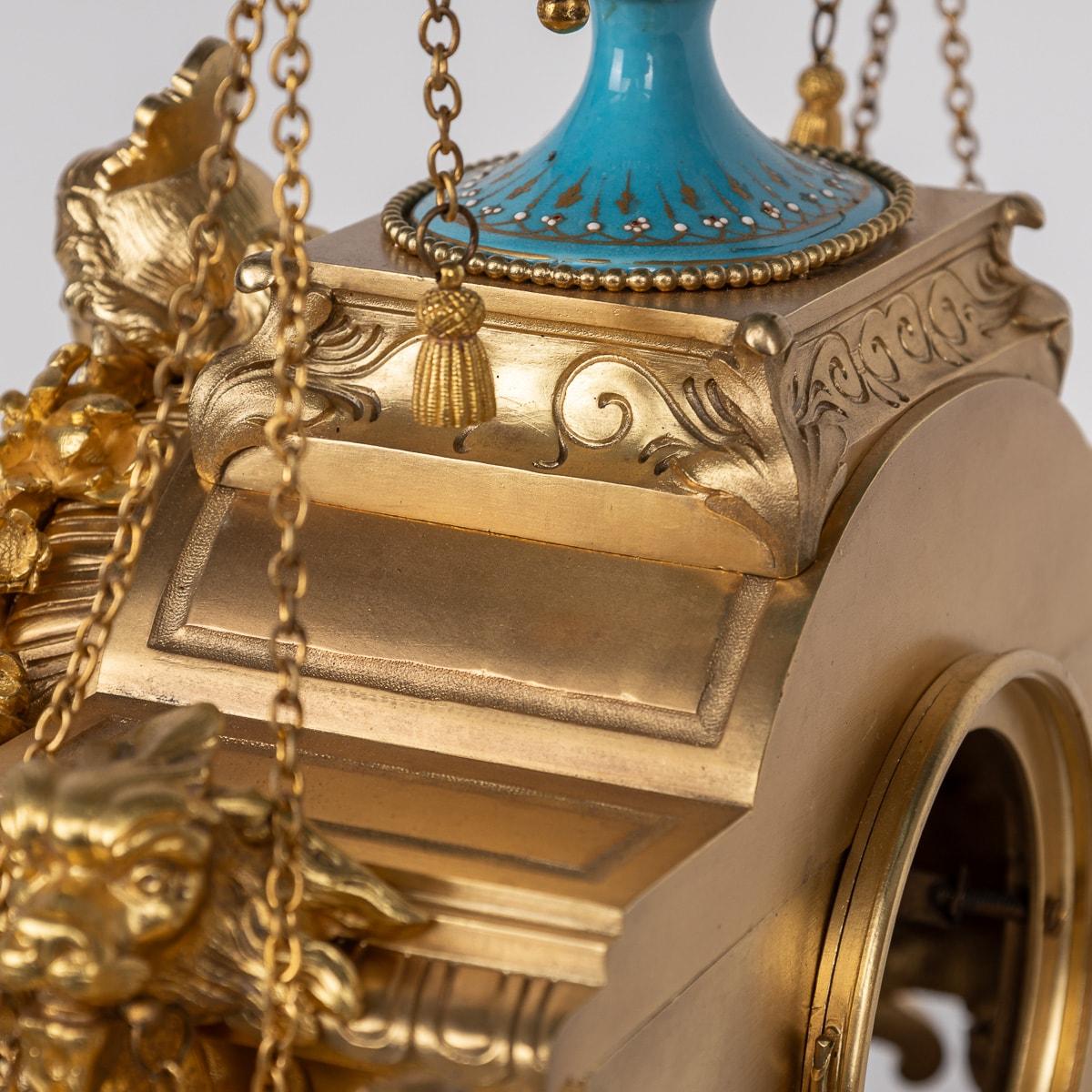 19th Century French Ormolu Mounted Sevres Style Porcelain Mantle Clock c.1870 For Sale 7
