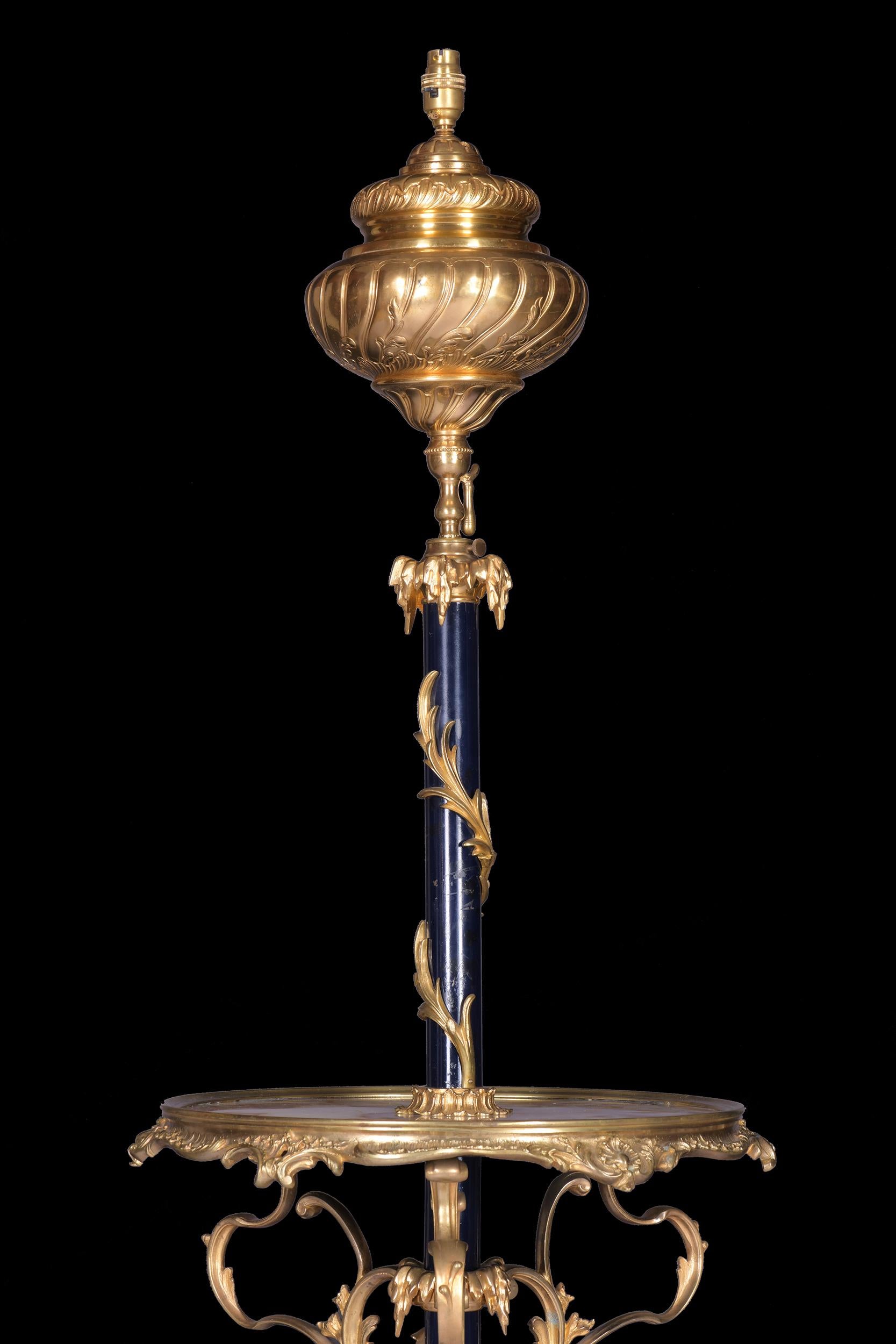 19th Century French Ormolu & Onyx Telescopic Standard Lamp In Excellent Condition For Sale In Dublin, IE