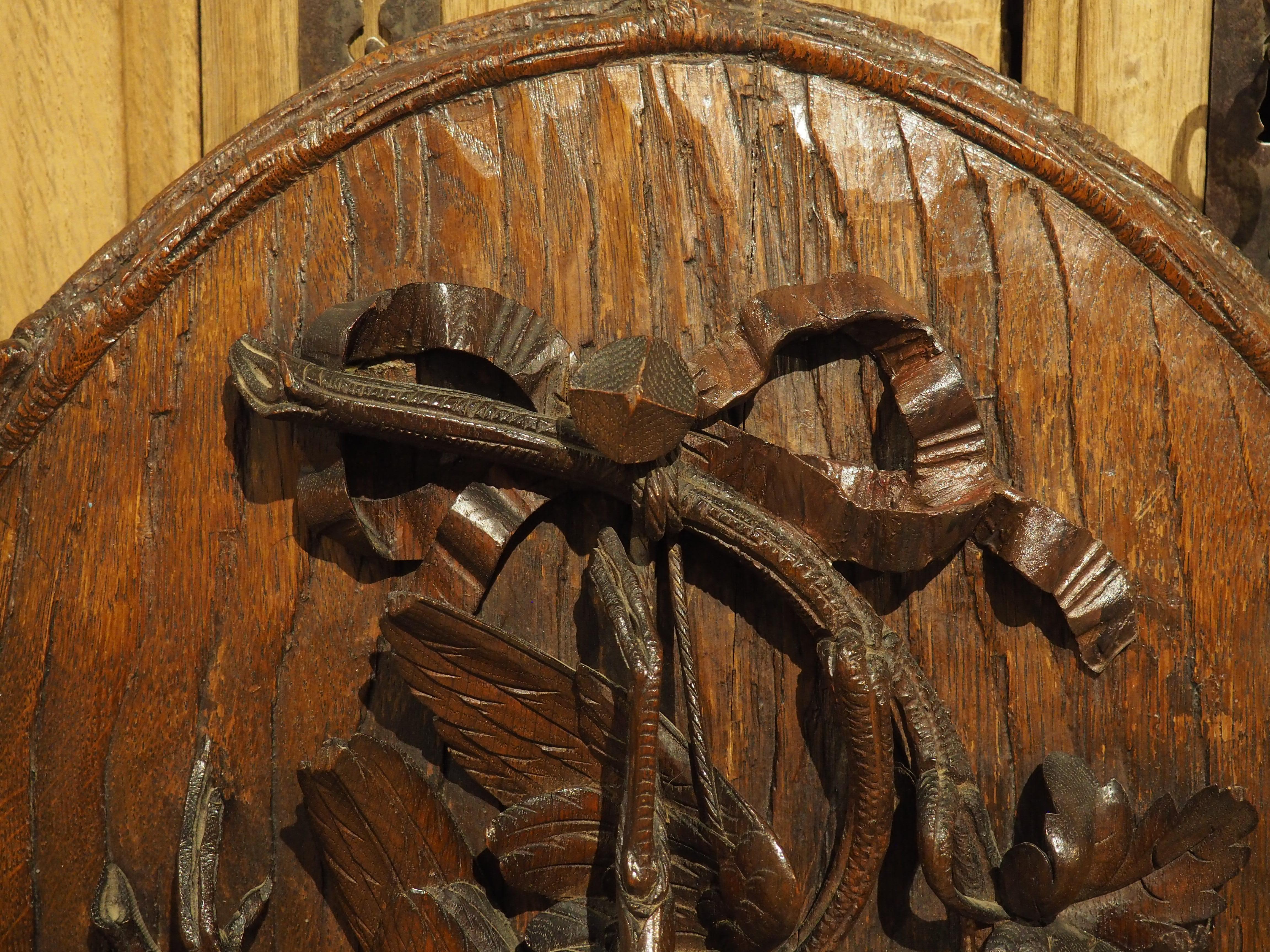 19th Century French Oval Black Forest Game Plaque with Bark Trompe L’Oeil For Sale 2