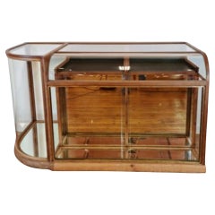 19th Century French Oval Jewellery Vitrine in Mahogany and Glass