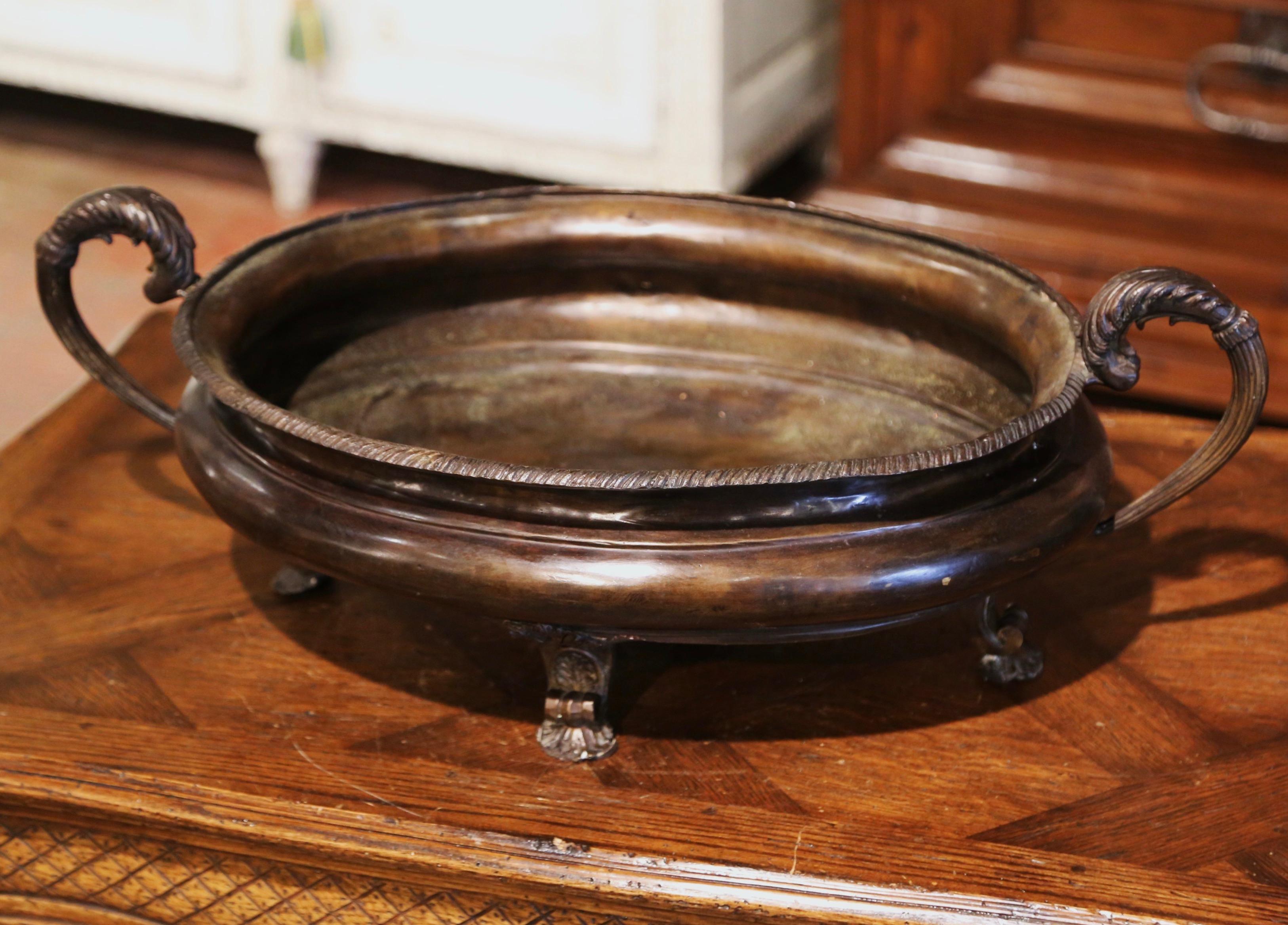 19th Century French Oval Patinated Bronze Jardiniere with Handles In Excellent Condition For Sale In Dallas, TX