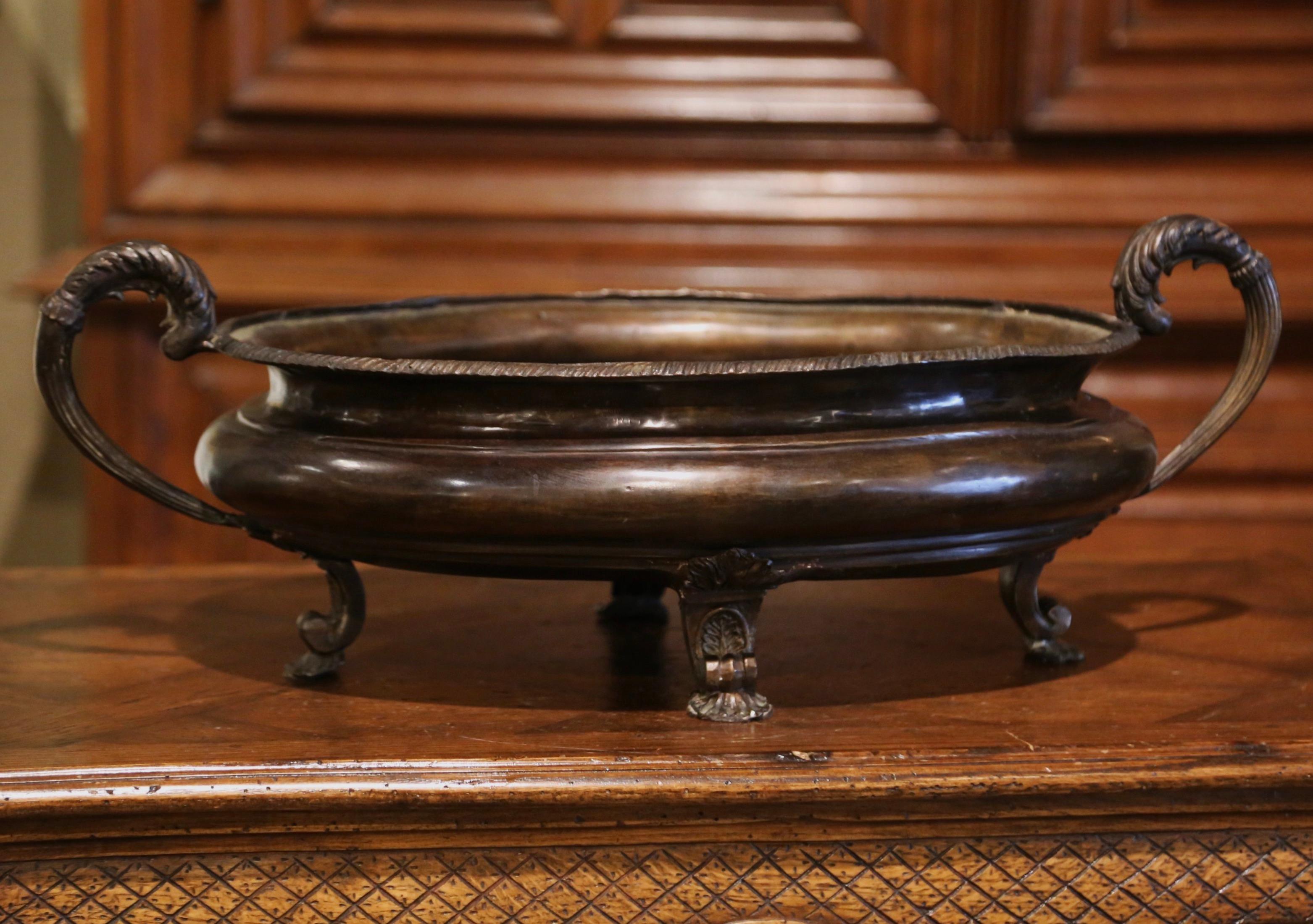 19th Century French Oval Patinated Bronze Jardiniere with Handles For Sale 1
