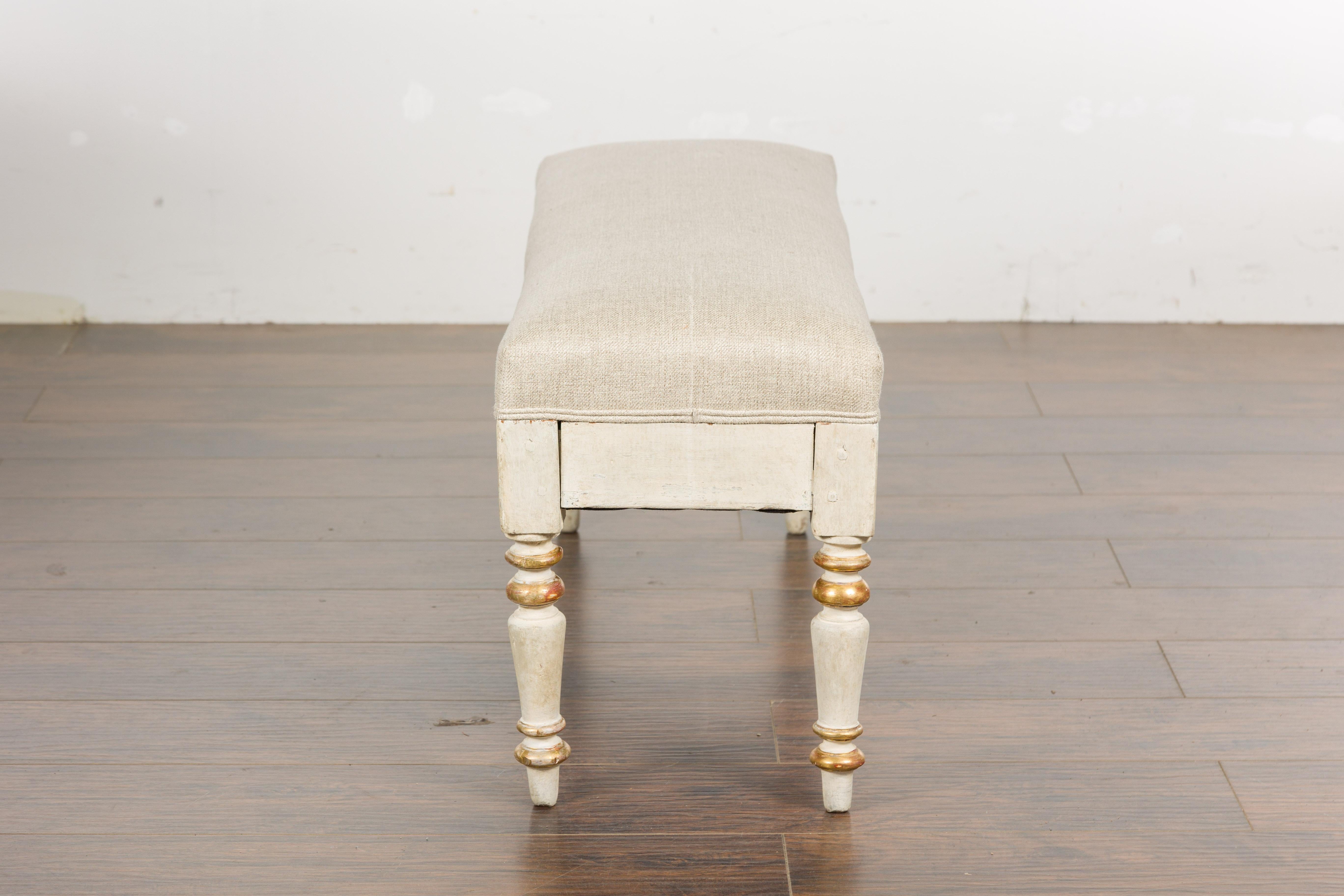 19th Century French Painted and Gilded Bench with Turned Legs and Upholstery For Sale 7
