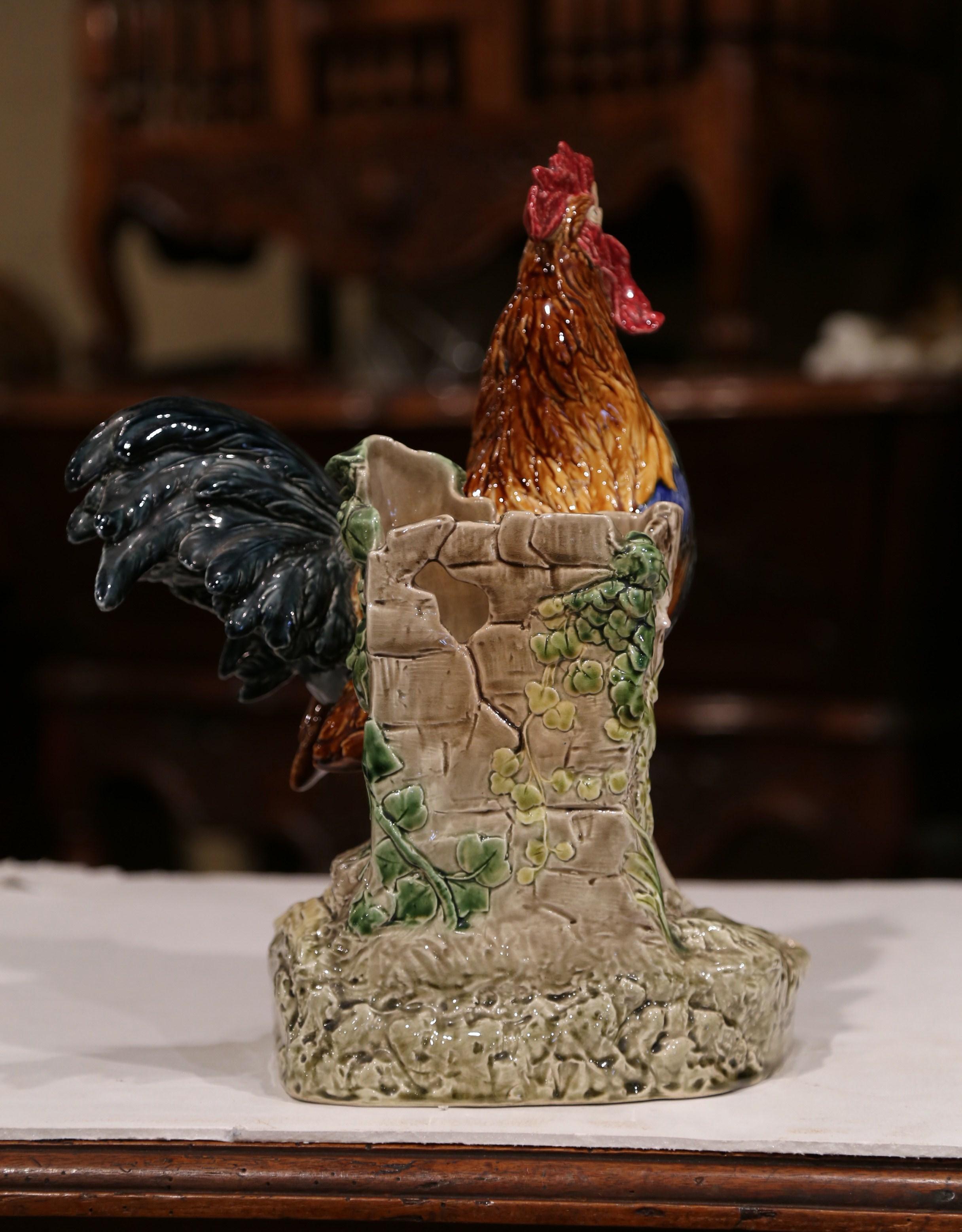Céramique vase en céramique peinte du XIXe siècle:: coq signé Louis Carrier-Belleuse