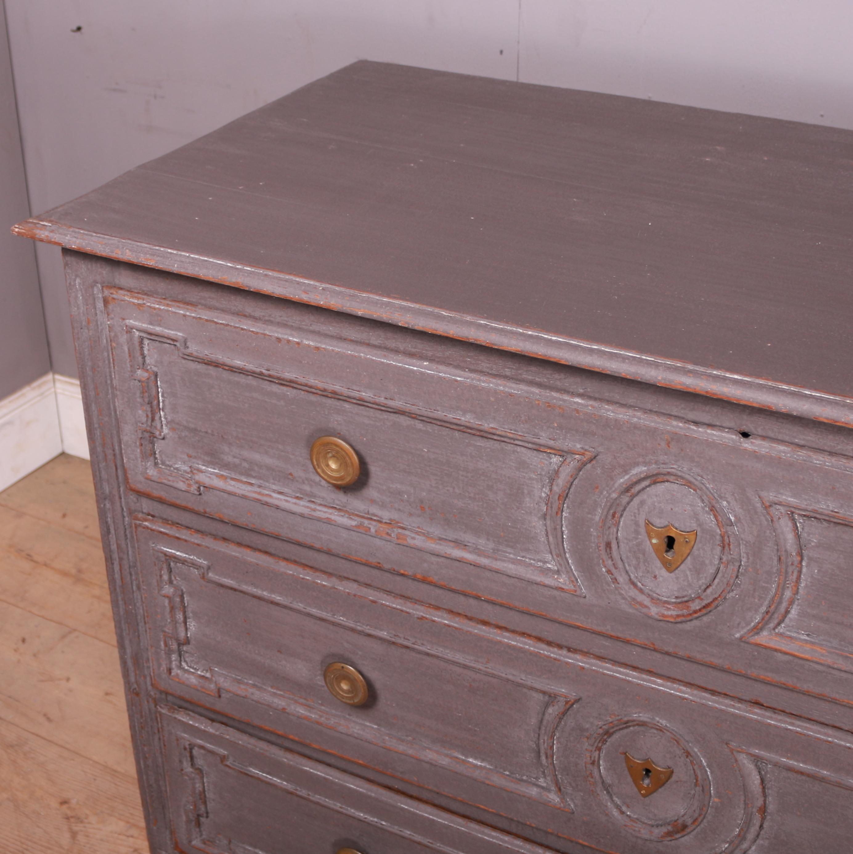 19th Century French Painted Commode For Sale 2
