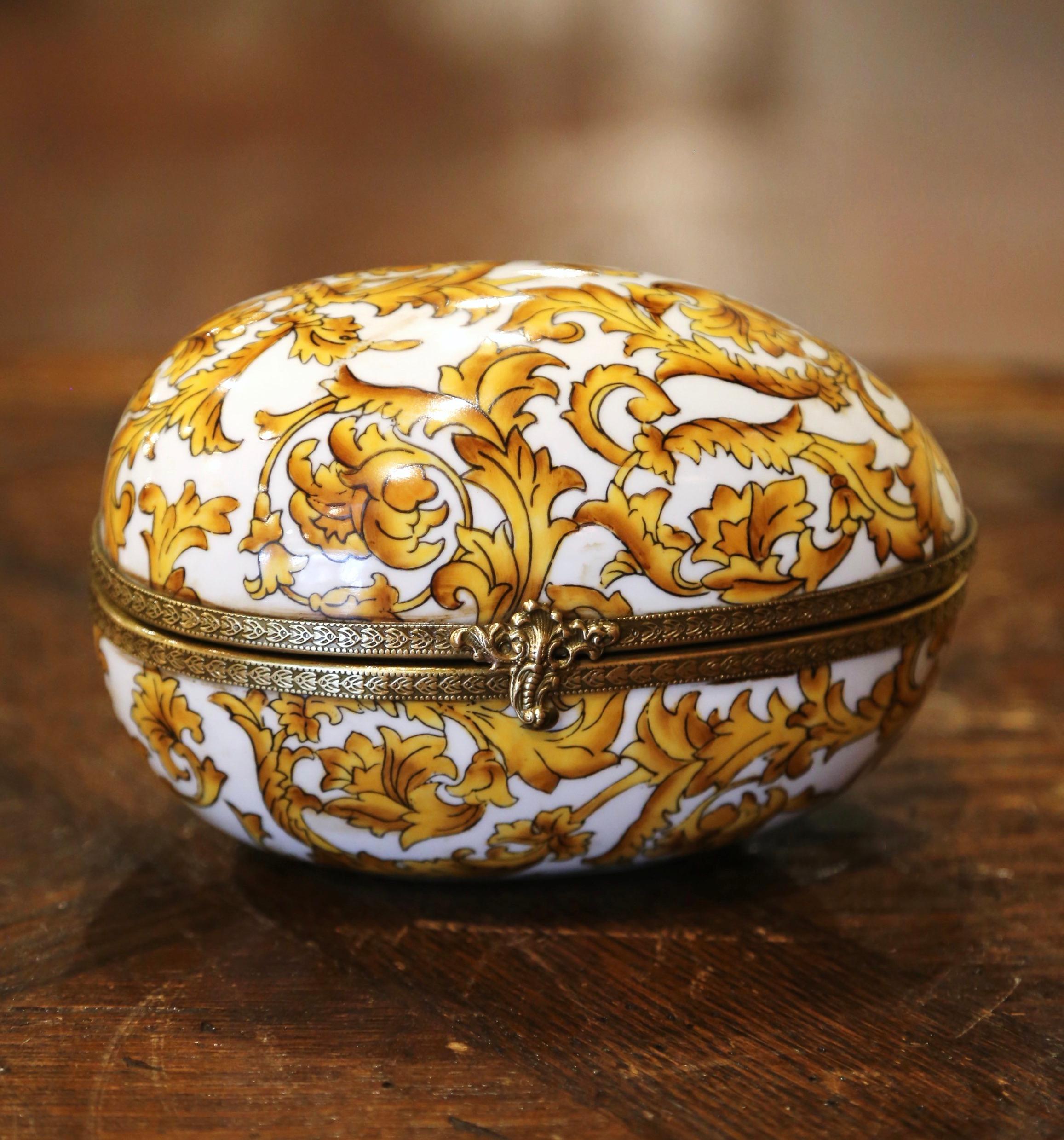 Hand-Crafted 19th Century French Painted Faberge Porcelain Egg Trinket Boxes, Set of 5