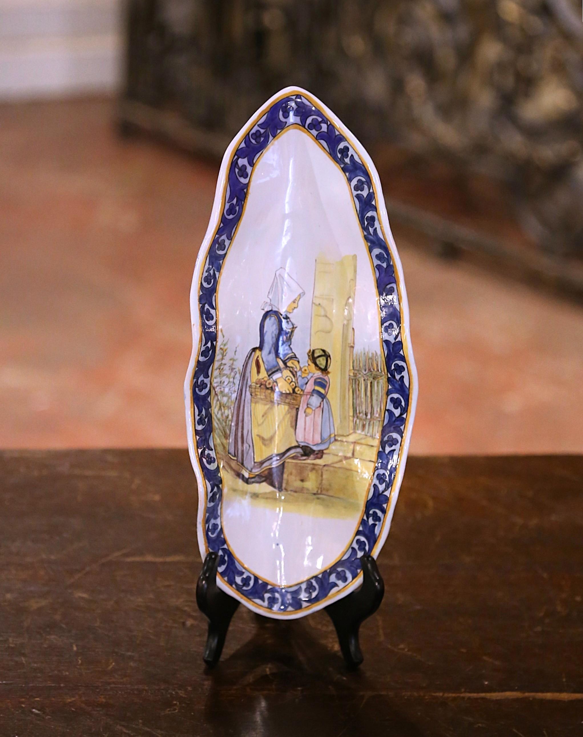 Français Vide-Poche du 19ème siècle en faïence peinte de Porquier Beau Quimper en vente