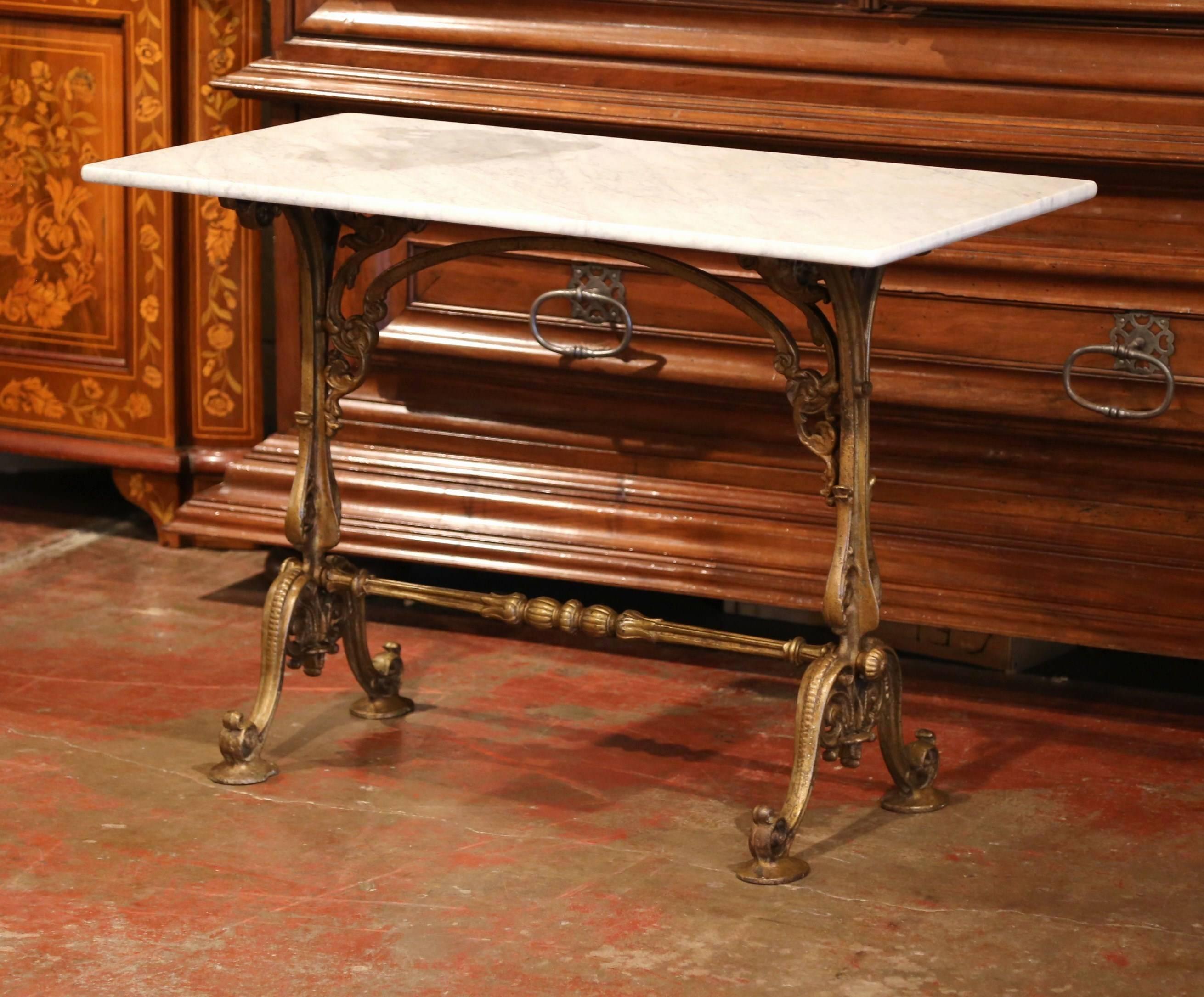 19th Century French Painted Iron Bistrot Table with White and Grey Marble Top 1