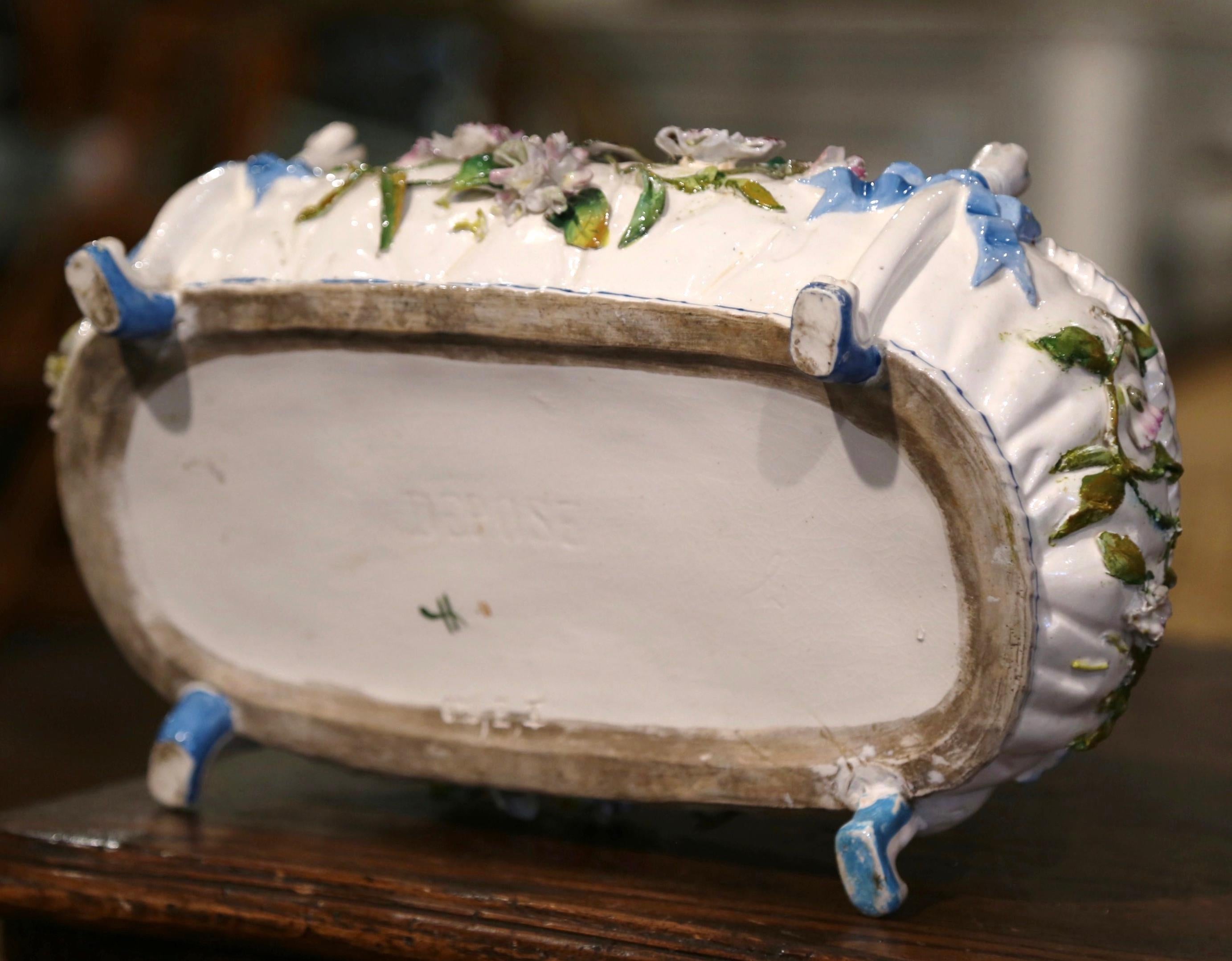 19th Century French Painted Porcelain Barbotine Jardiniere with Floral Motifs For Sale 4