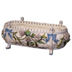 Französische bemalte Barbotine-Jardinière aus Porzellan des 19. Jahrhunderts mit Blumenmotiven