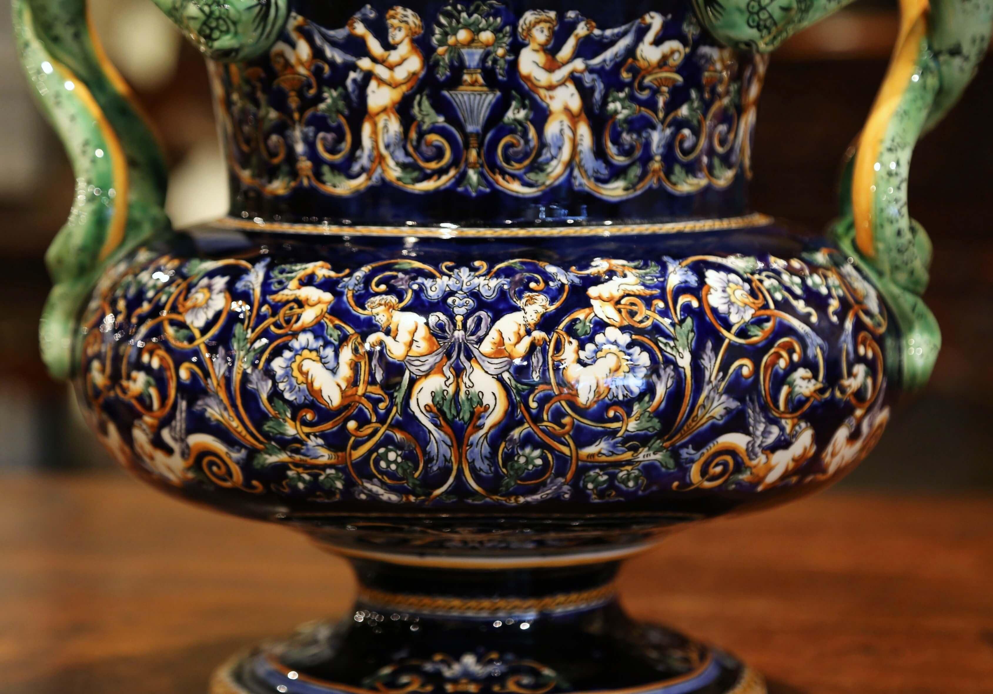 Hand-Painted 19th Century French Painted Porcelain Cache Pot with Snake Handles from Gien For Sale