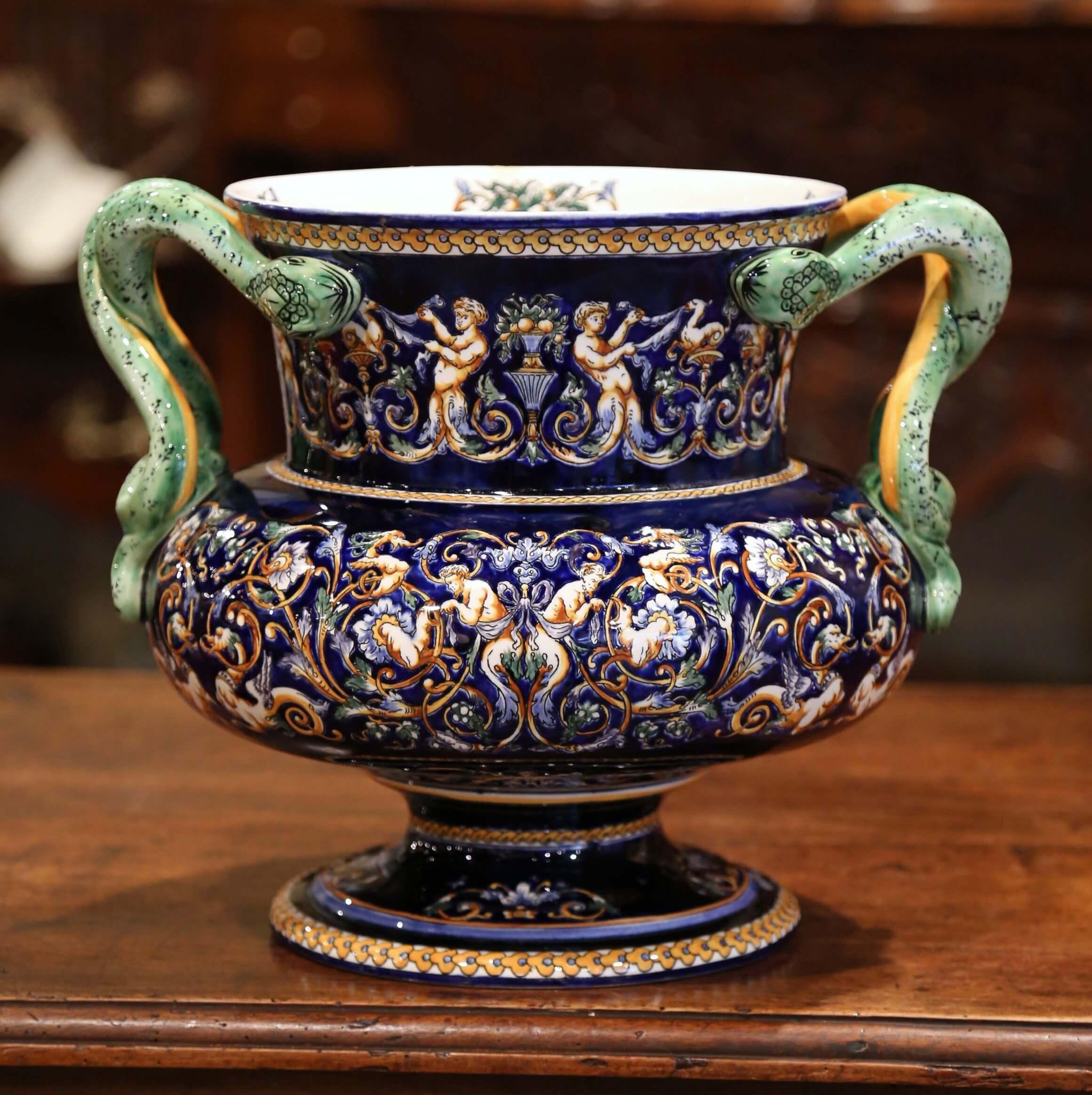 19th Century French Painted Porcelain Cache Pot with Snake Handles from Gien For Sale 1