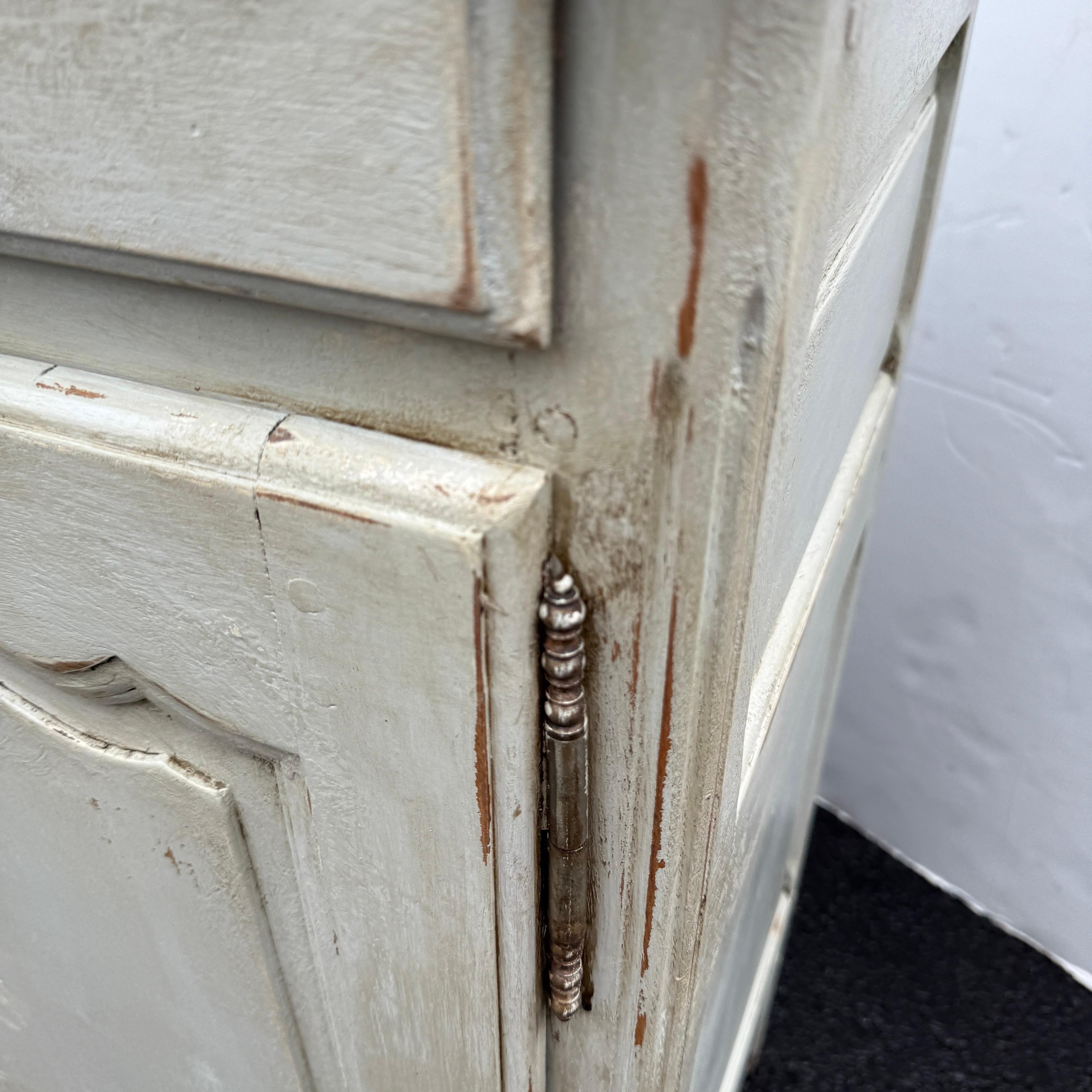 19th Century French Painted Sideboard Cabinet with Drawers For Sale 7