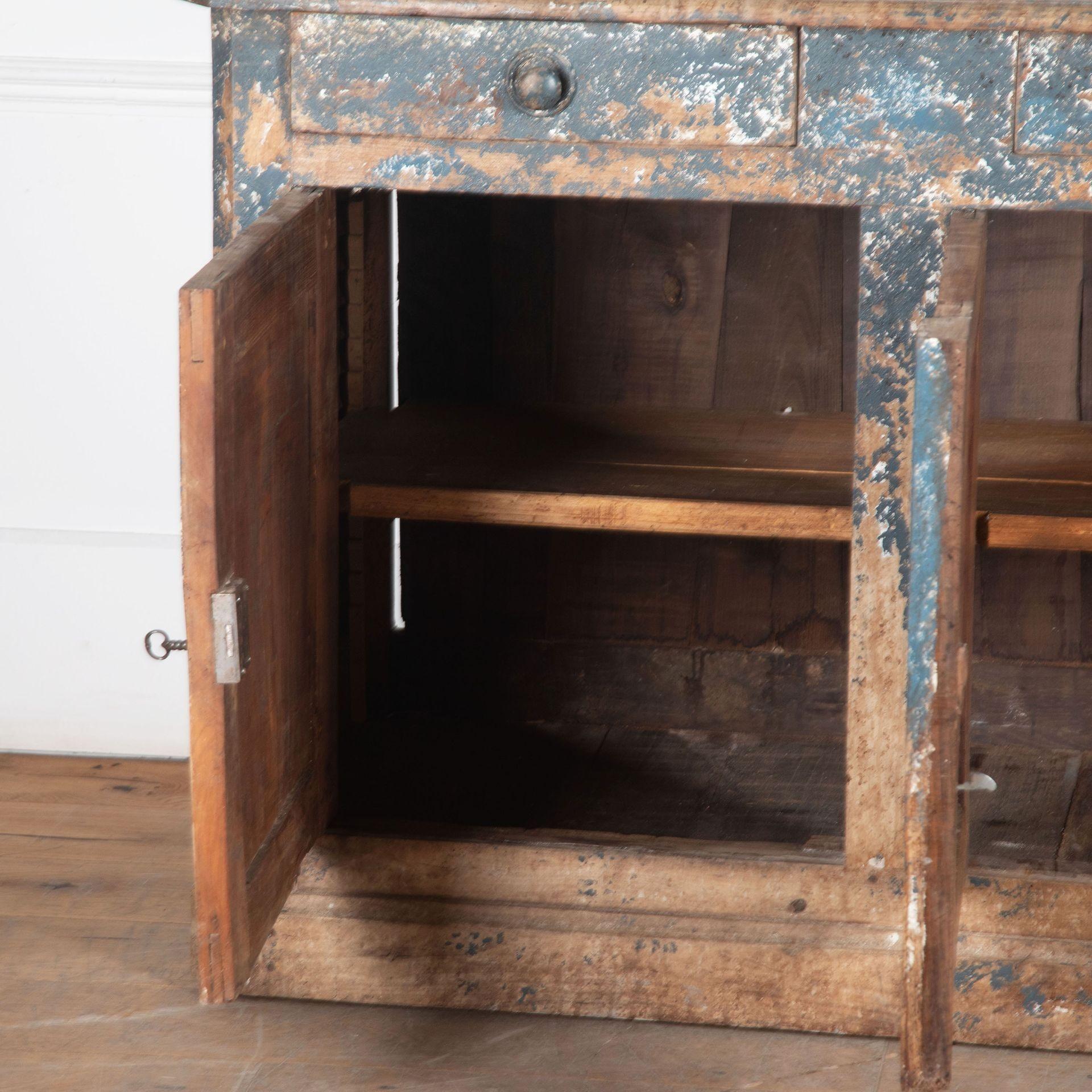 Credenza dipinta francese del XIX secolo in vendita 8