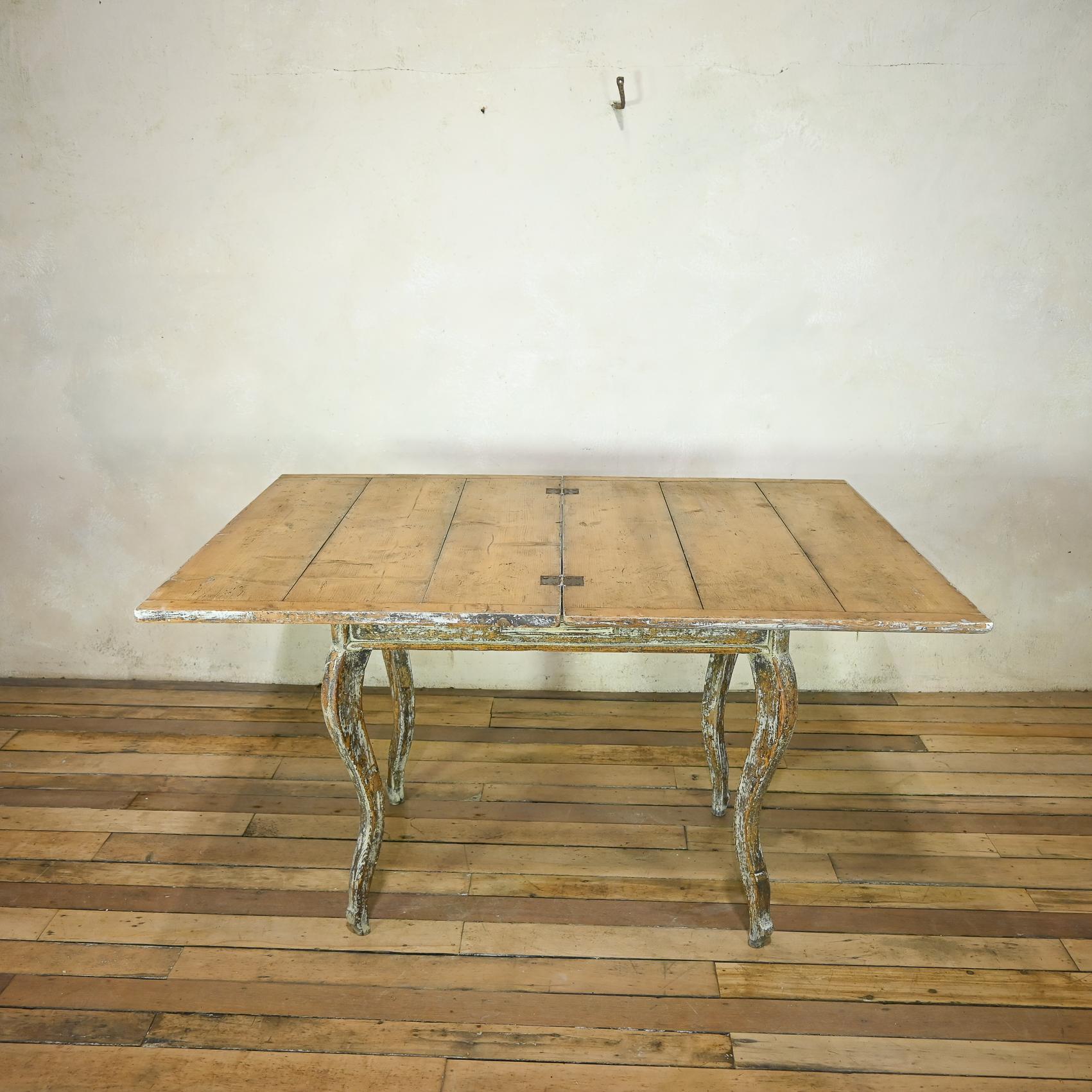 Pine 19th Century French Painted Swivel Top Dining Table For Sale