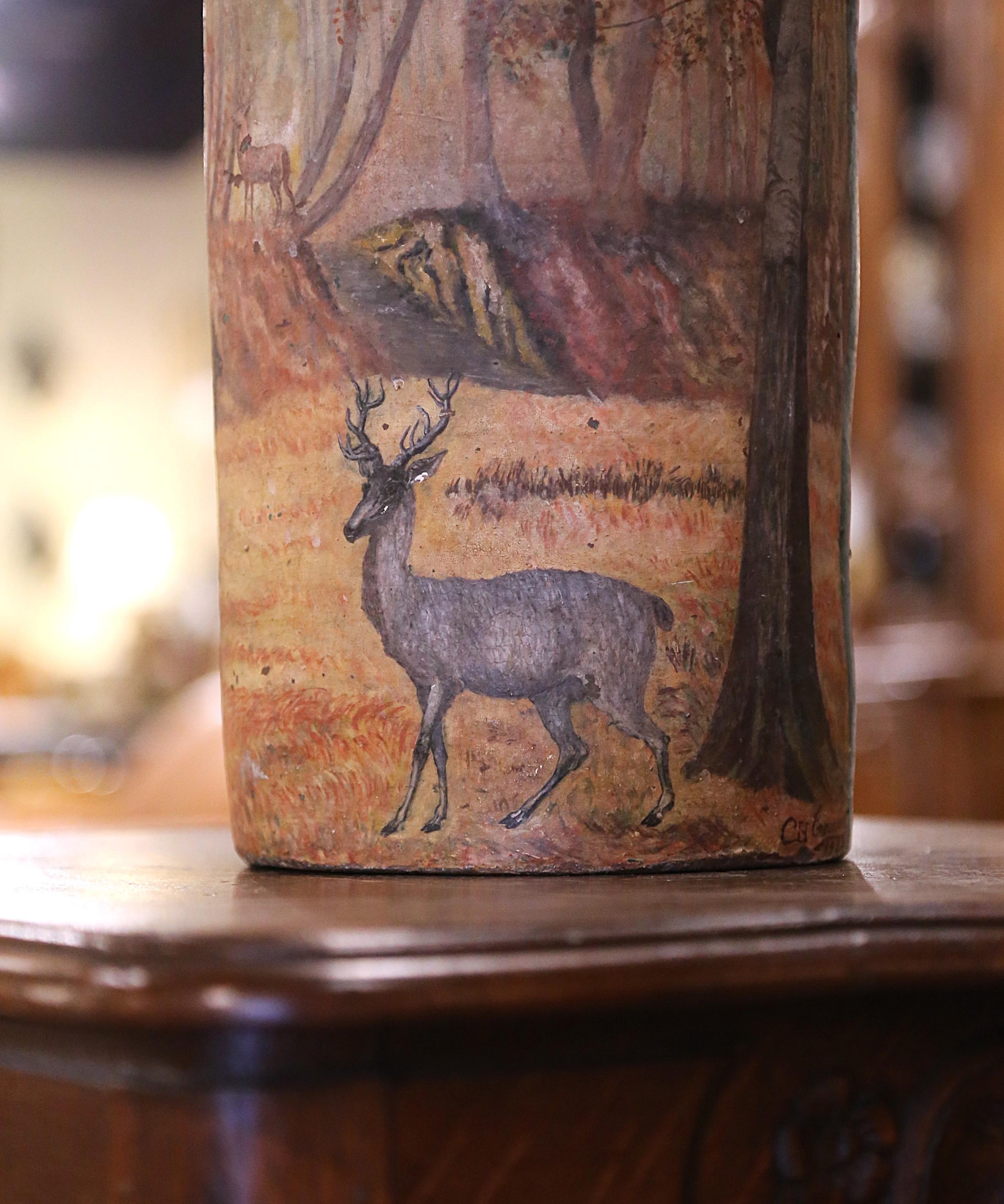 Stand Umbrella en terre cuite peinte du 19ème siècle avec motif de cerf en vente 3