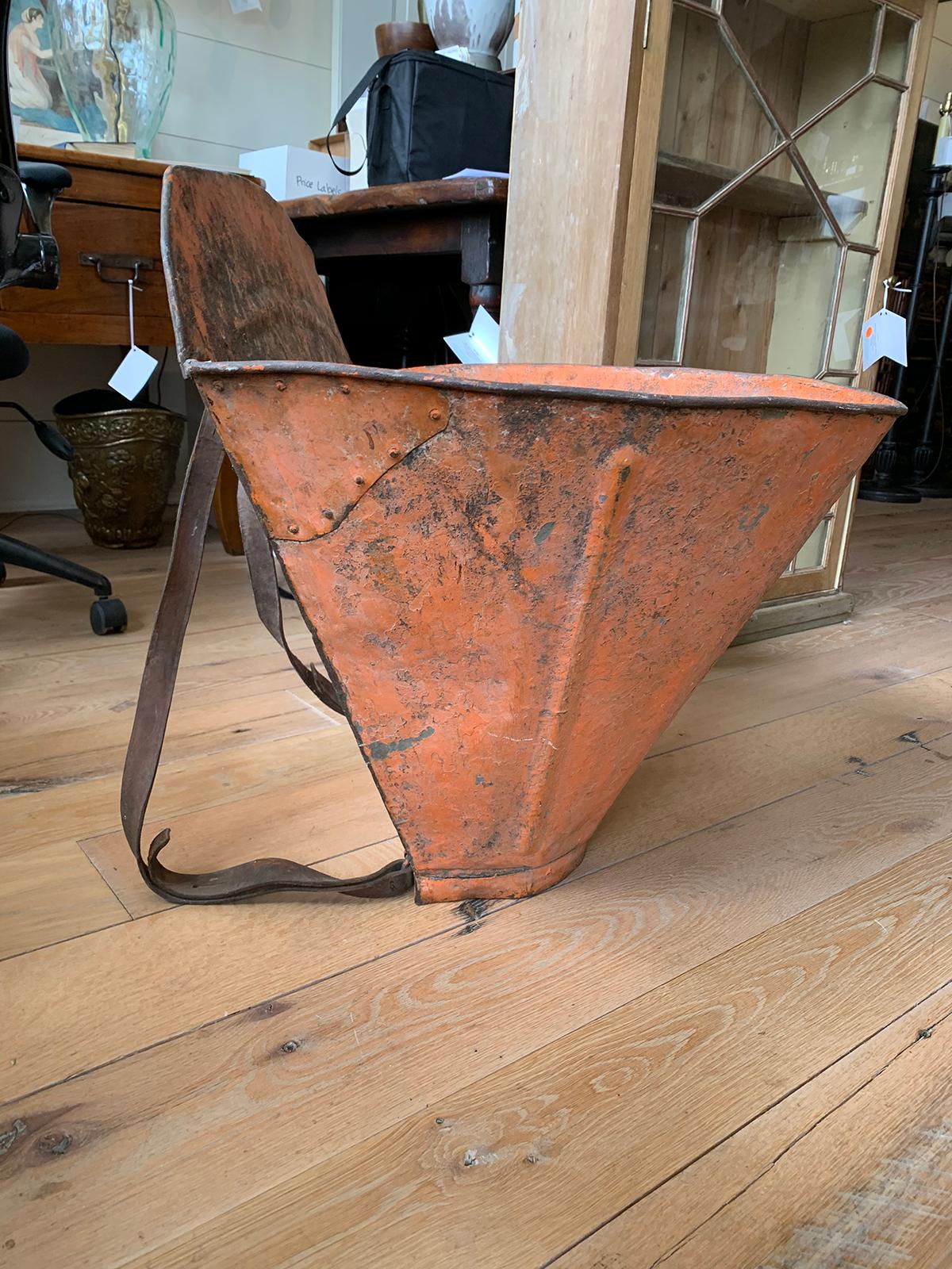 19th Century French Painted Tole Grape Harvest Basket For Sale 3