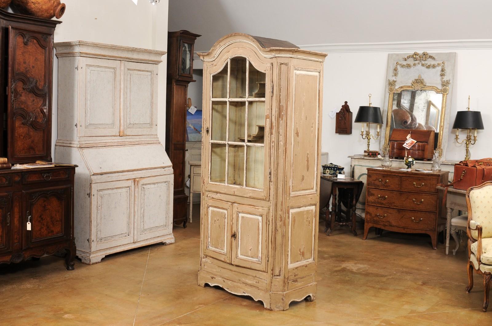 19th Century French Painted Vitrine Cabinet with Bonnet Top and Glass Door For Sale 7