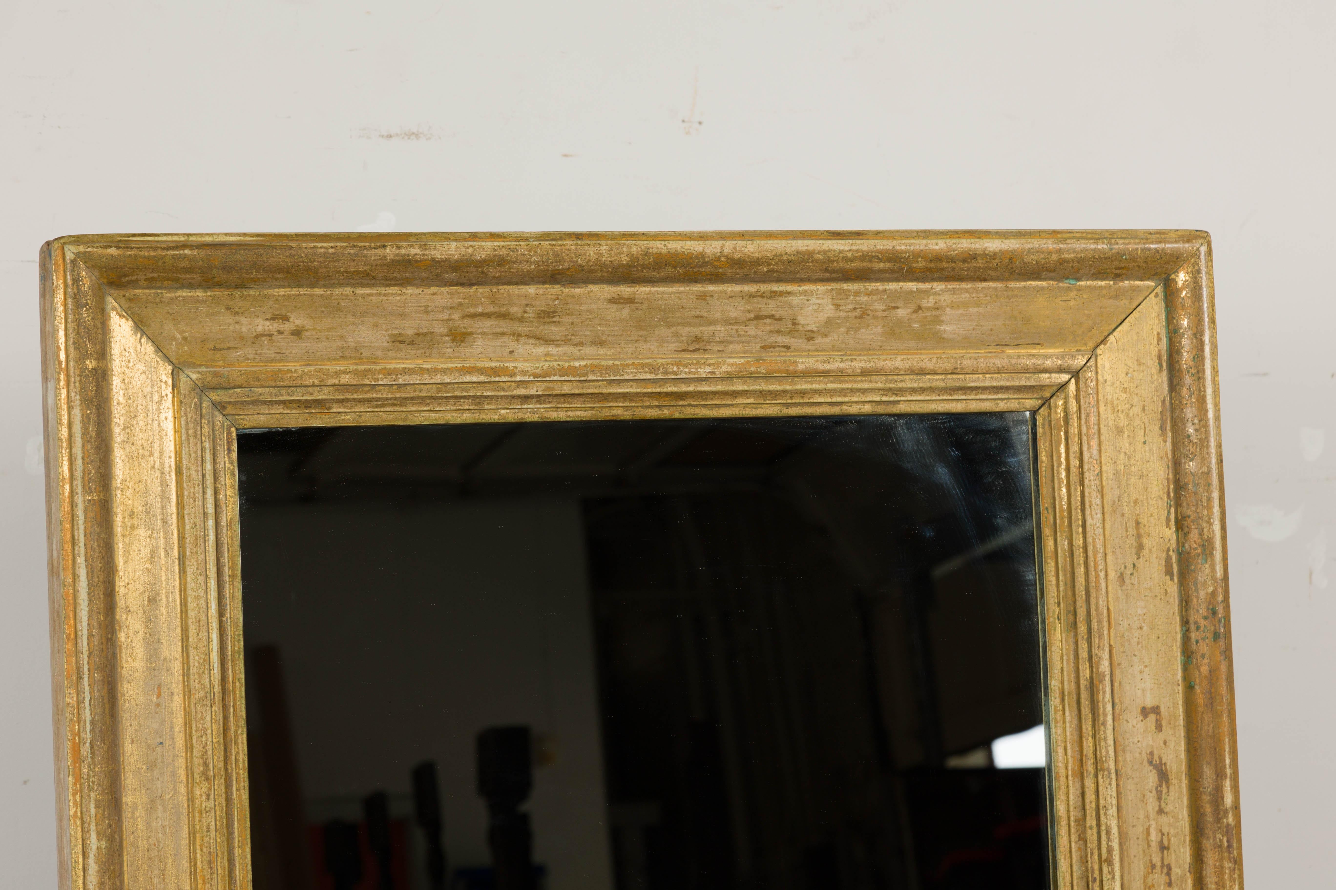 Miroir rectangulaire en bois peint français du 19ème siècle avec caractère rustique en vente 4