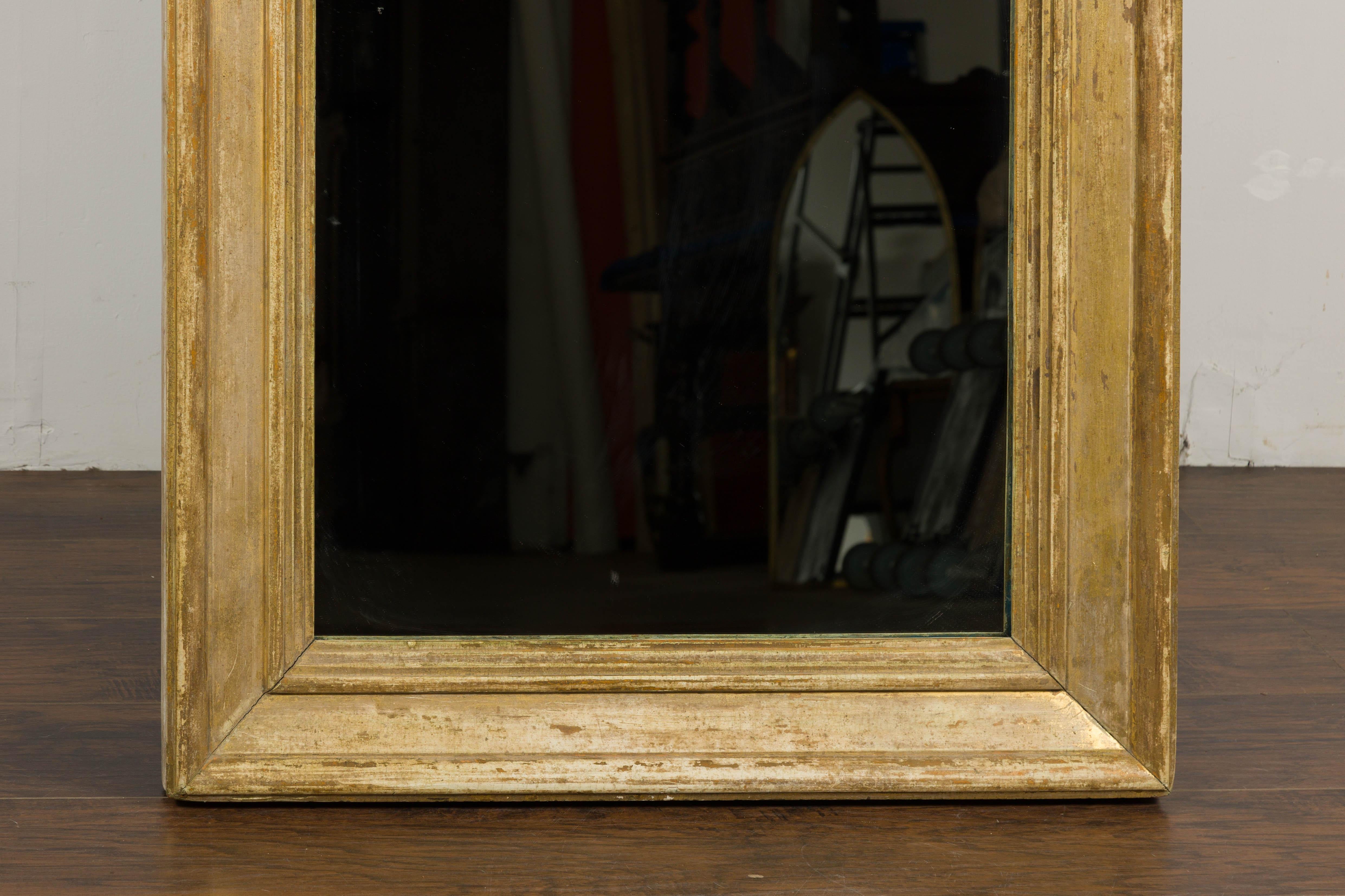 Miroir rectangulaire en bois peint français du 19ème siècle avec caractère rustique en vente 1